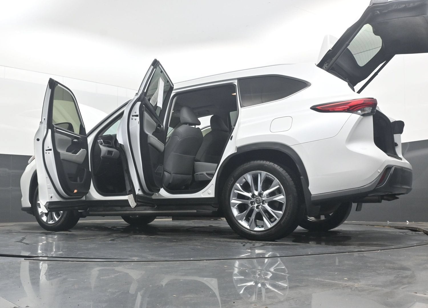 2023 Toyota Highlander Limited