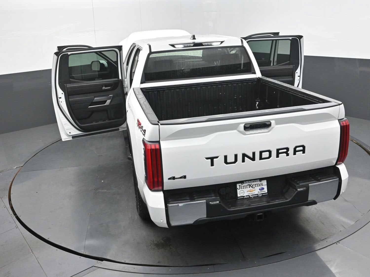 2023 Toyota Tundra 4WD SR5