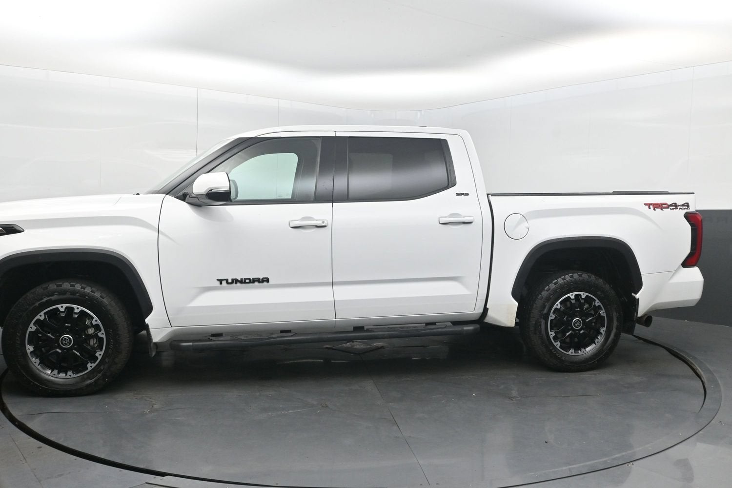 2023 Toyota Tundra 4WD SR5