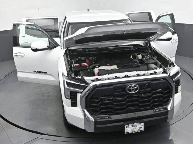 2023 Toyota Tundra 4WD SR5
