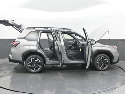2025 Subaru Forester Premium Hybrid