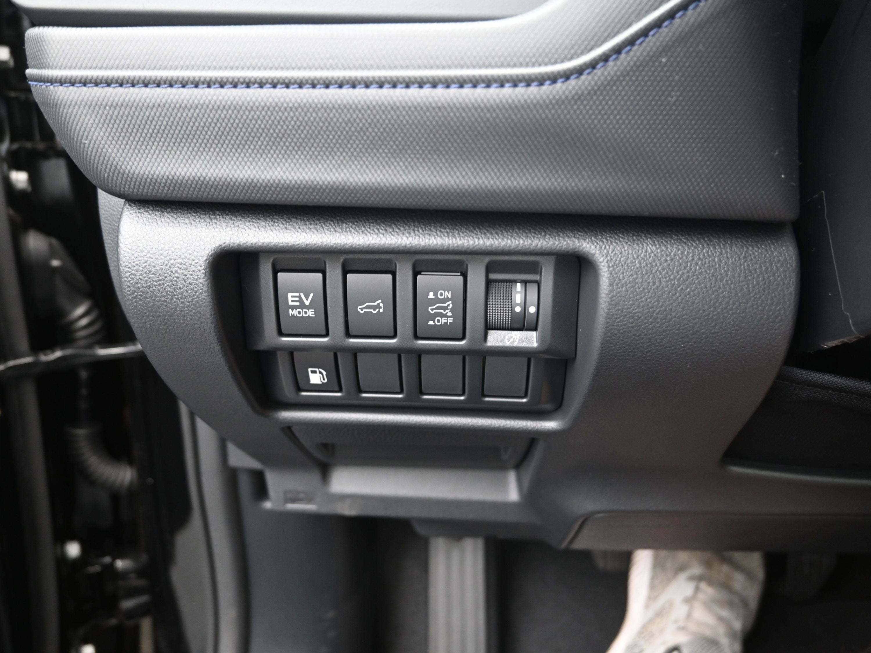 2025 Subaru Forester Limited Hybrid