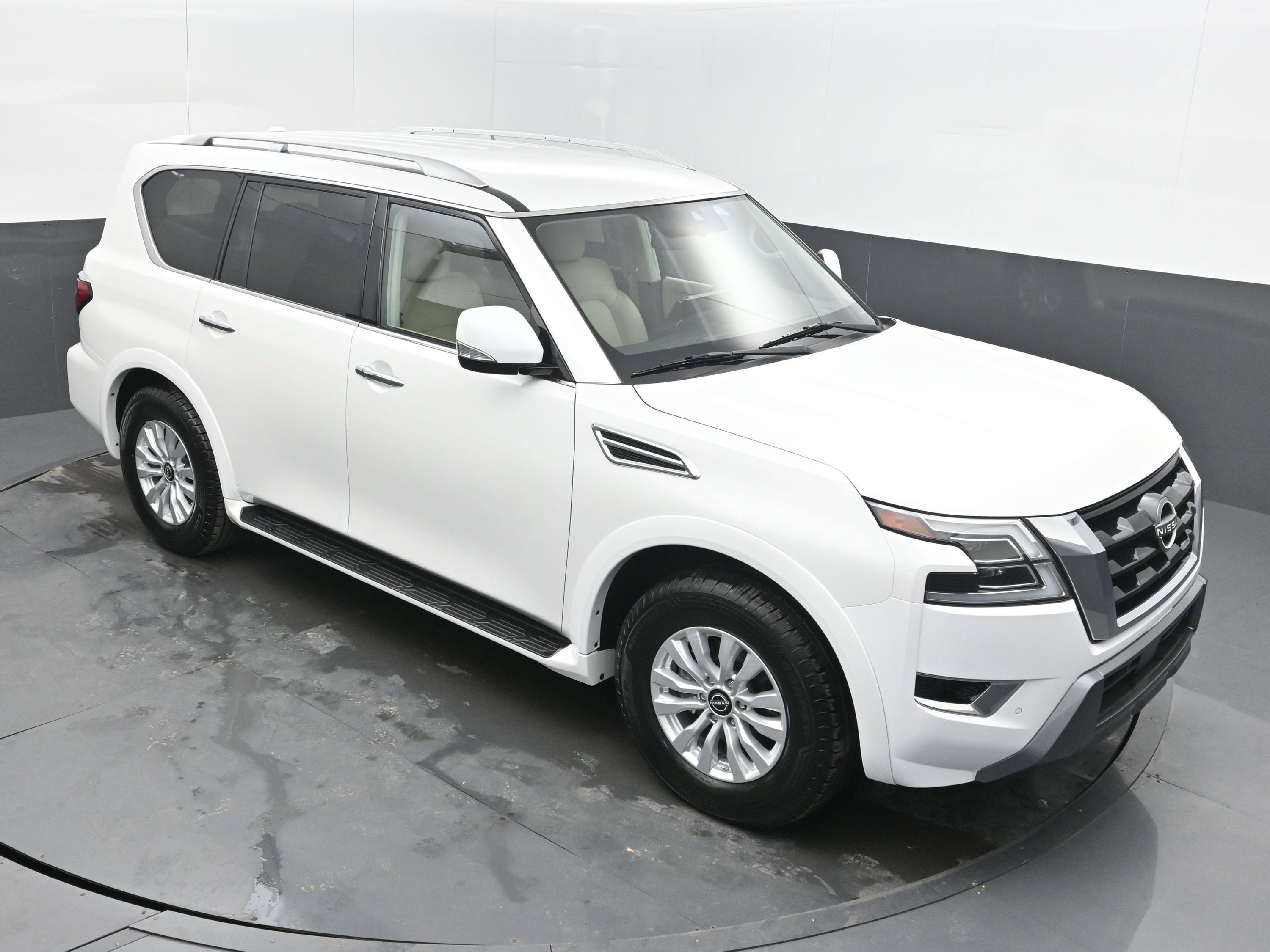 2024 Nissan Armada SV