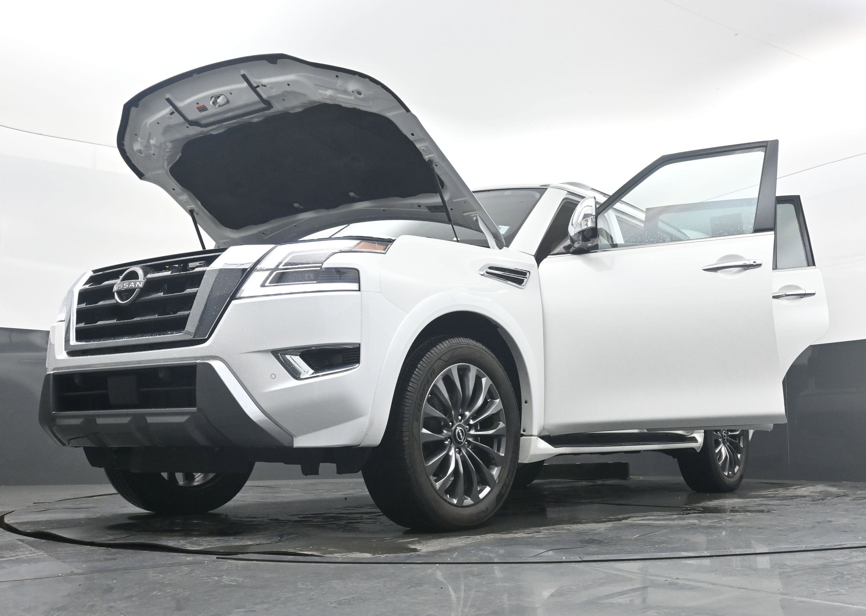 2023 Nissan Armada Platinum