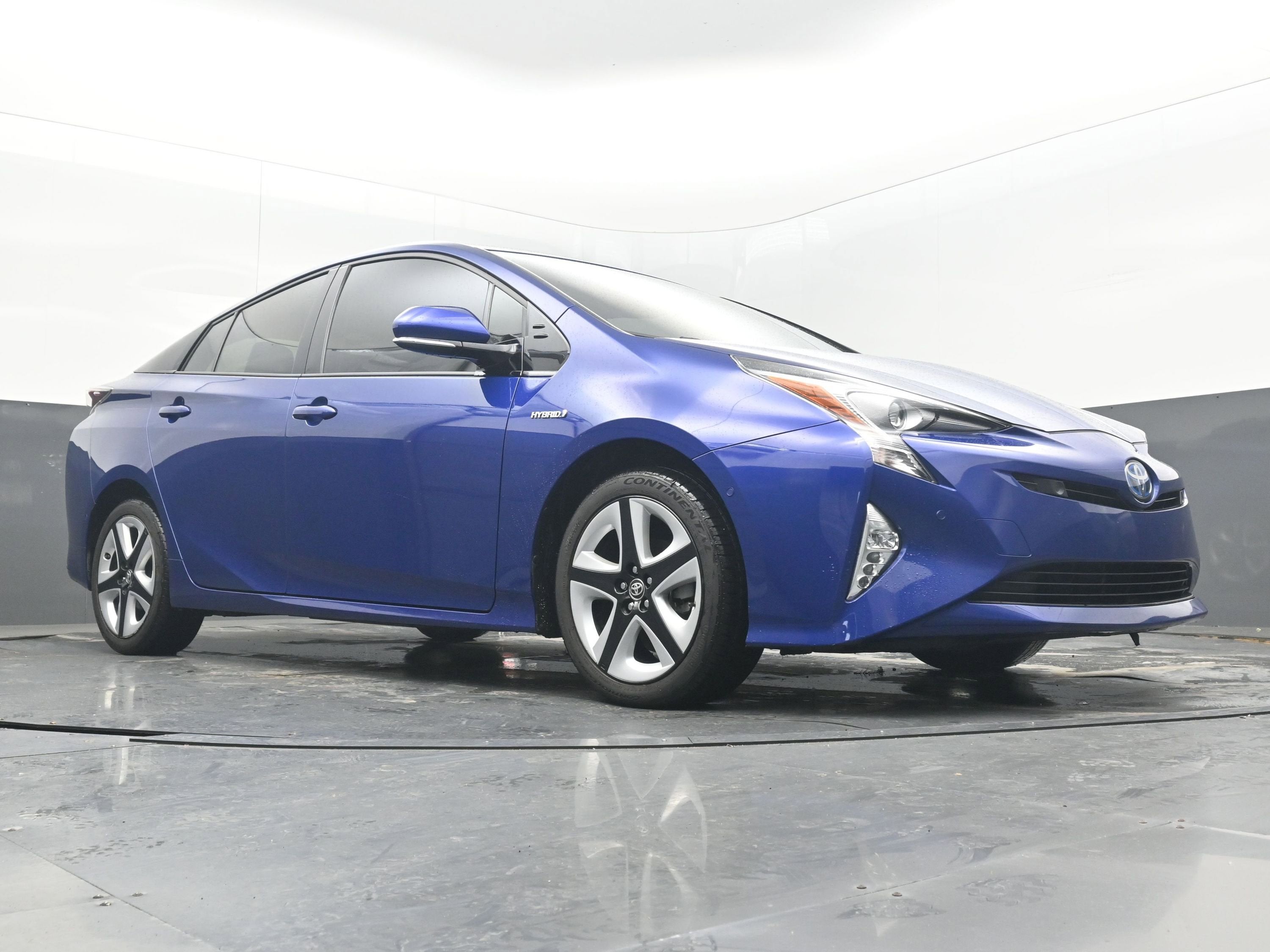 2017 Toyota Prius Three Touring