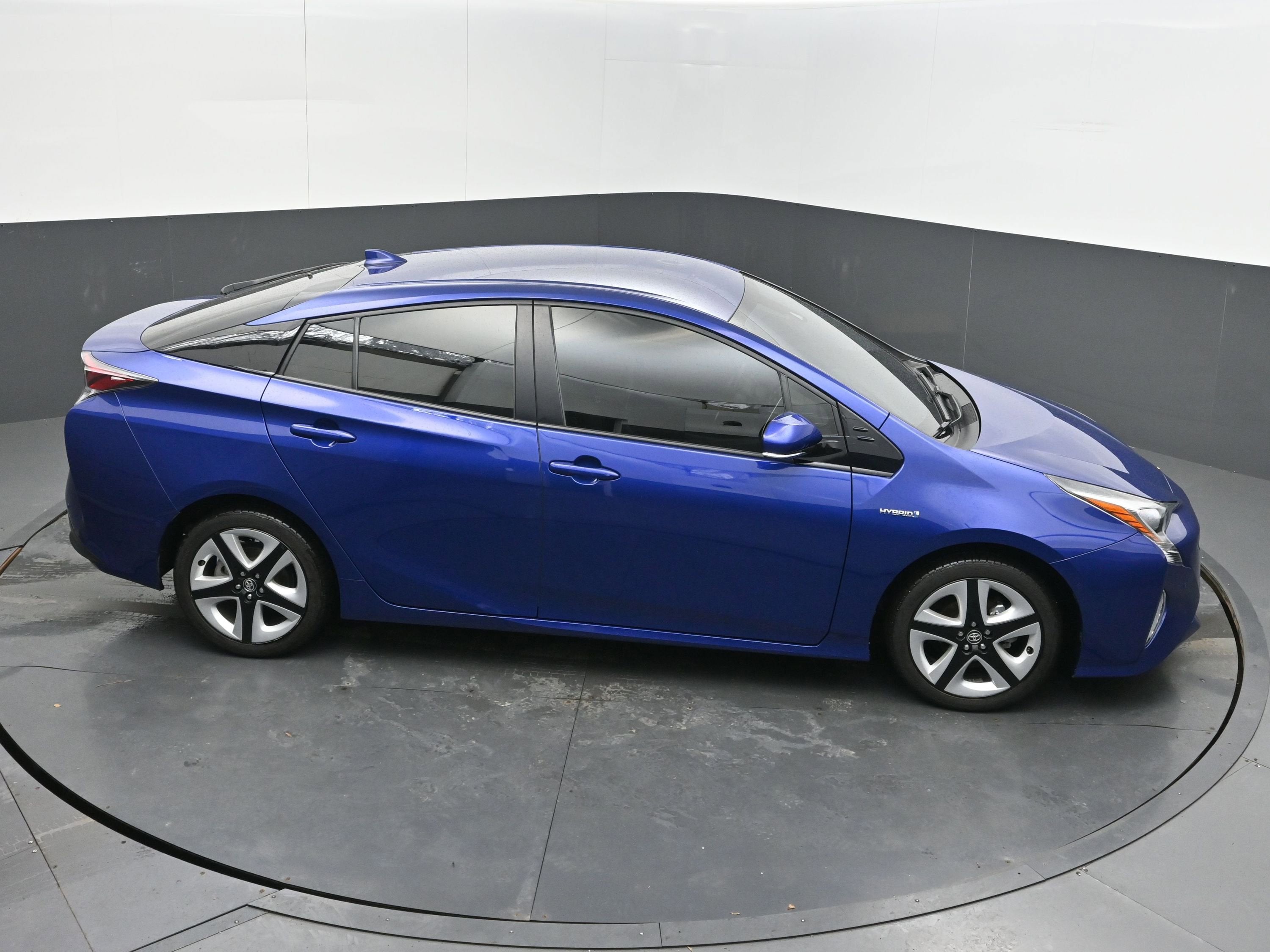 2017 Toyota Prius Three Touring