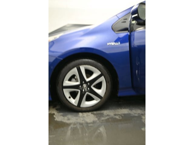 2017 Toyota Prius Three Touring