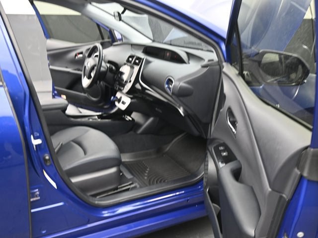 2017 Toyota Prius Three Touring