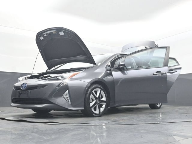2017 Toyota Prius Four Touring