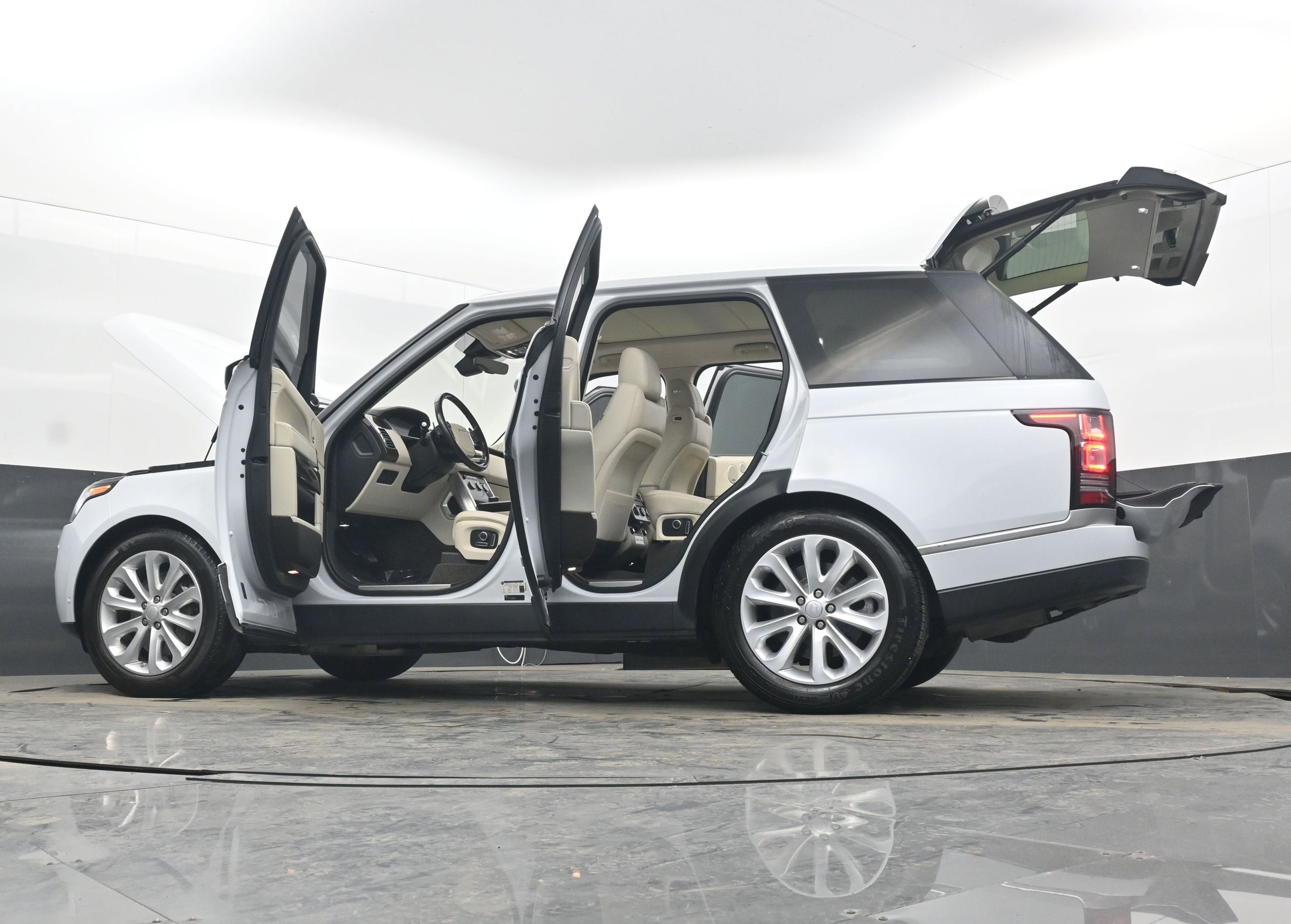 2017 Land Rover Range Rover HSE