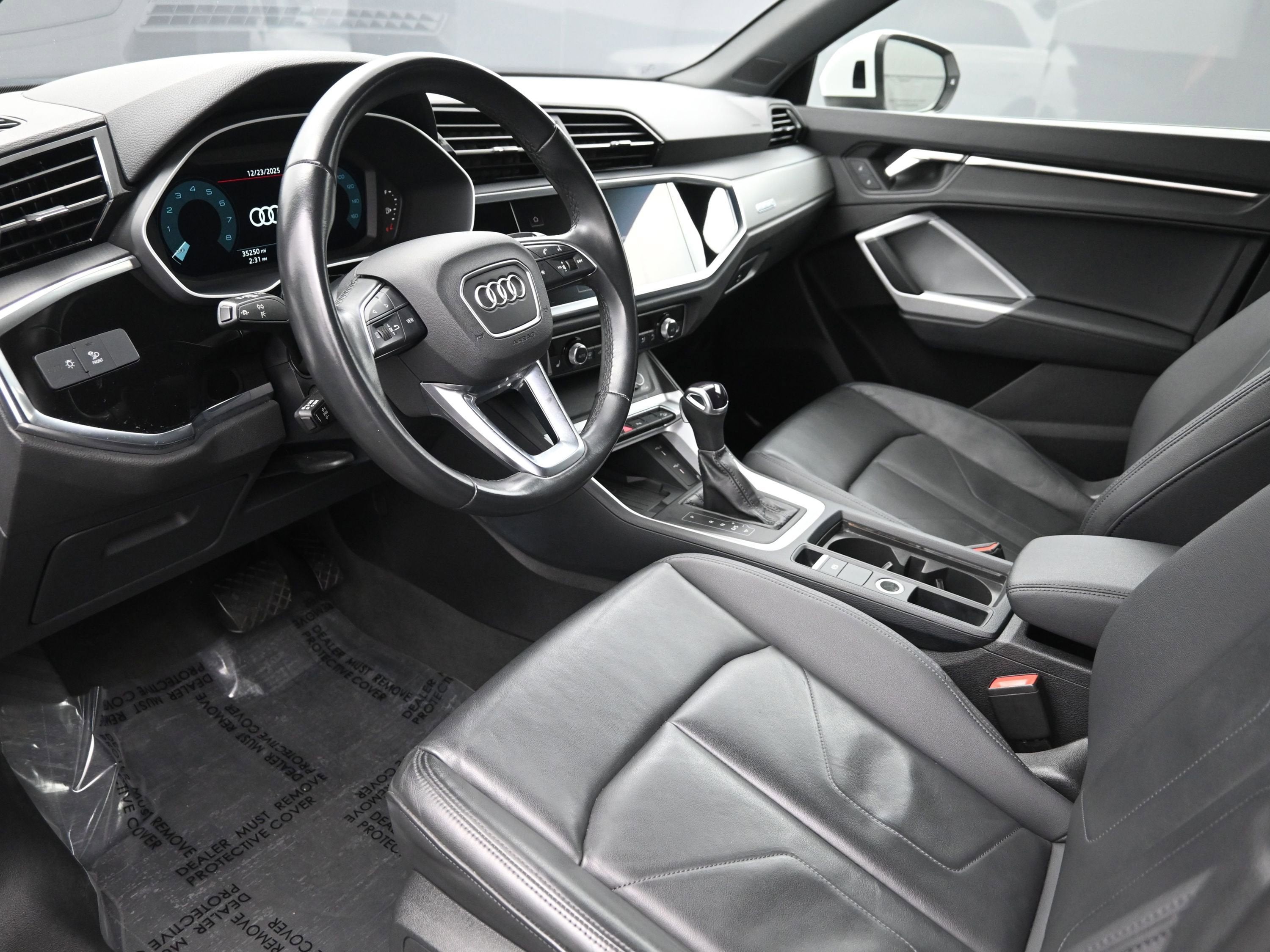 2024 Audi Q3 S line Premium