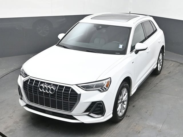 2024 Audi Q3 S line Premium