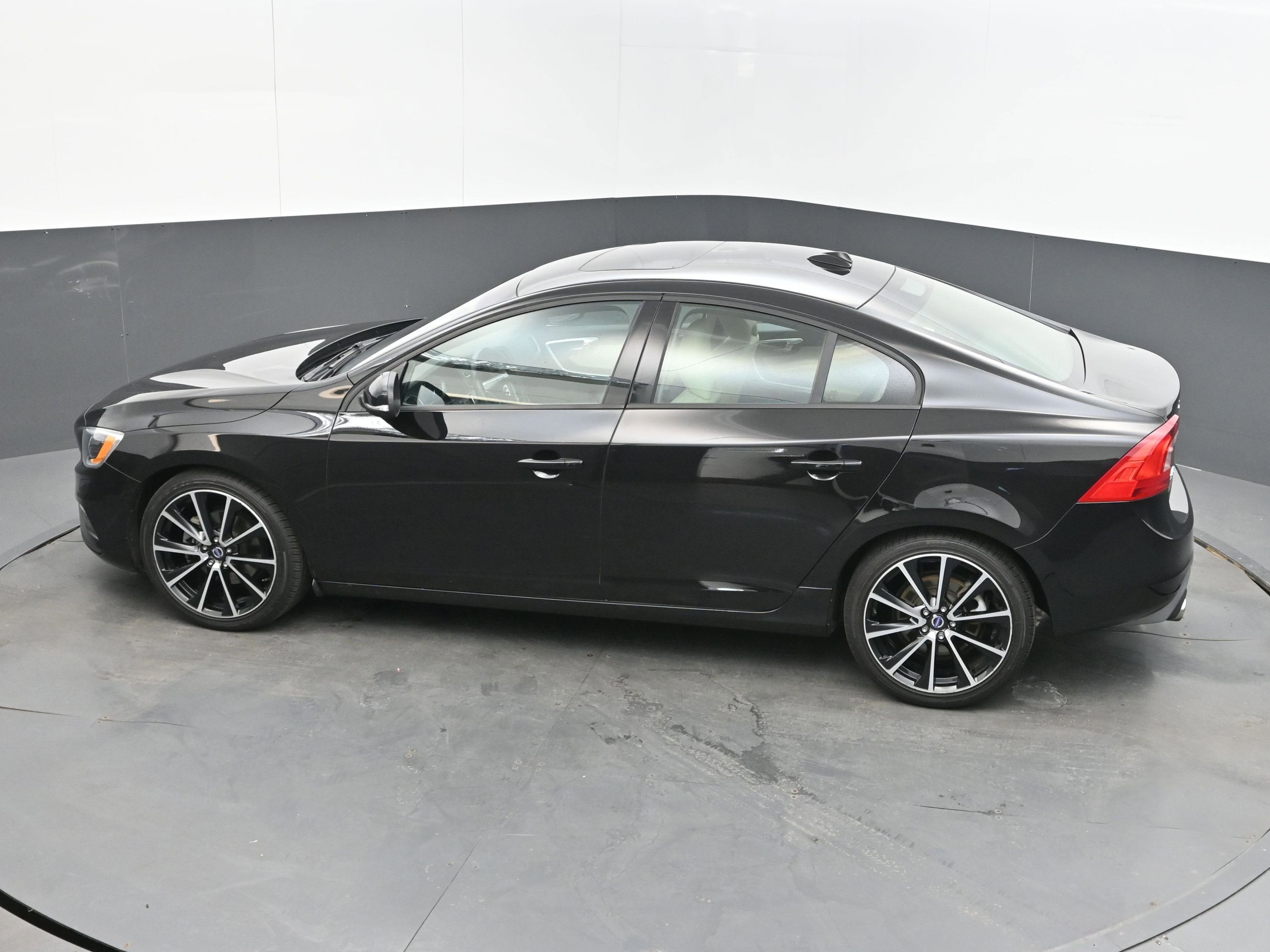 2017 Volvo S60 Dynamic