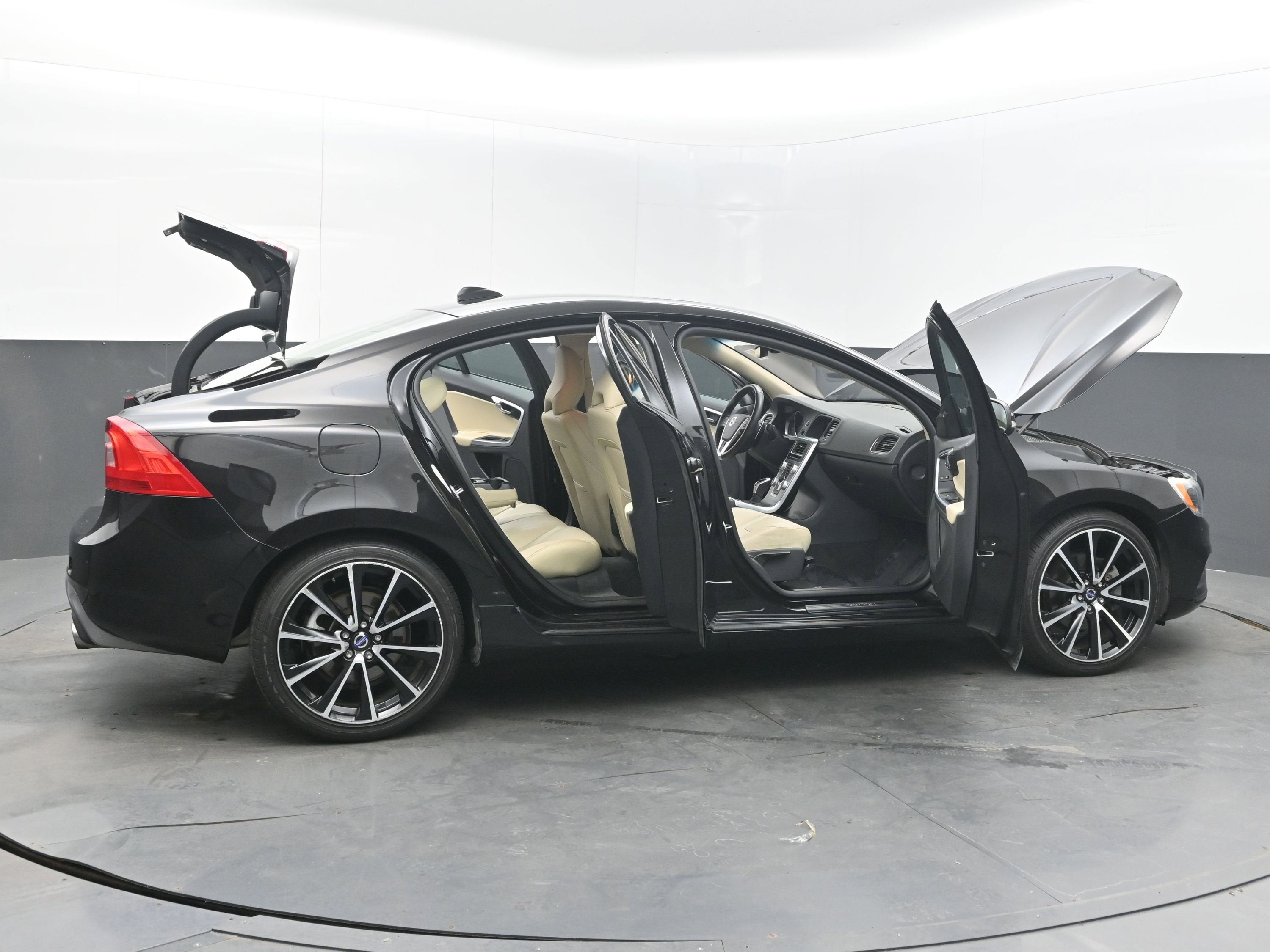 2017 Volvo S60 Dynamic