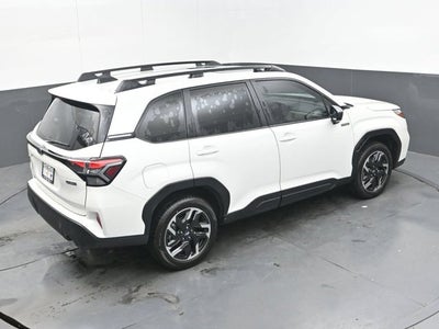 2026 Subaru FORESTER Premium Hybrid