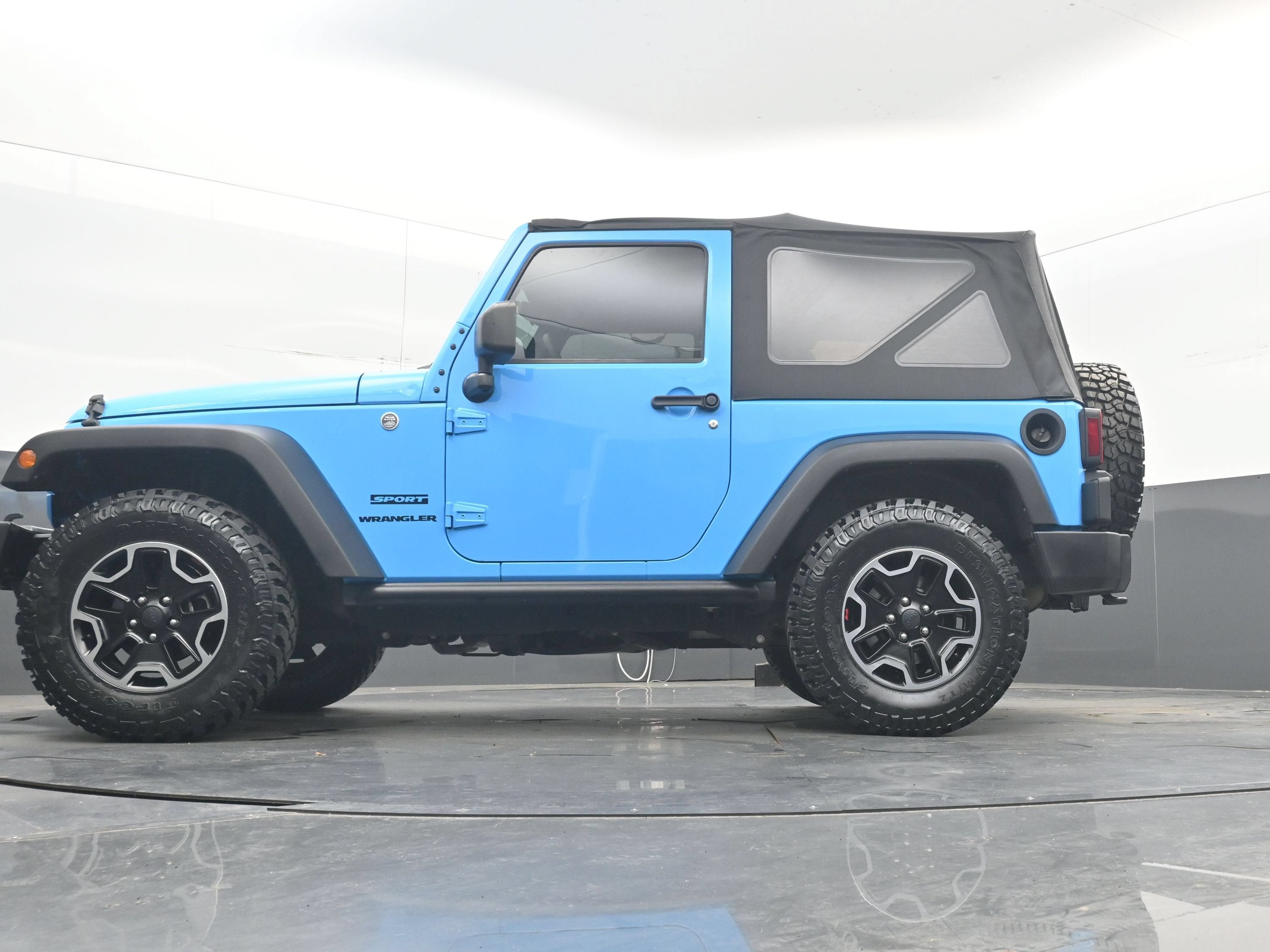 2017 Jeep Wrangler Sport