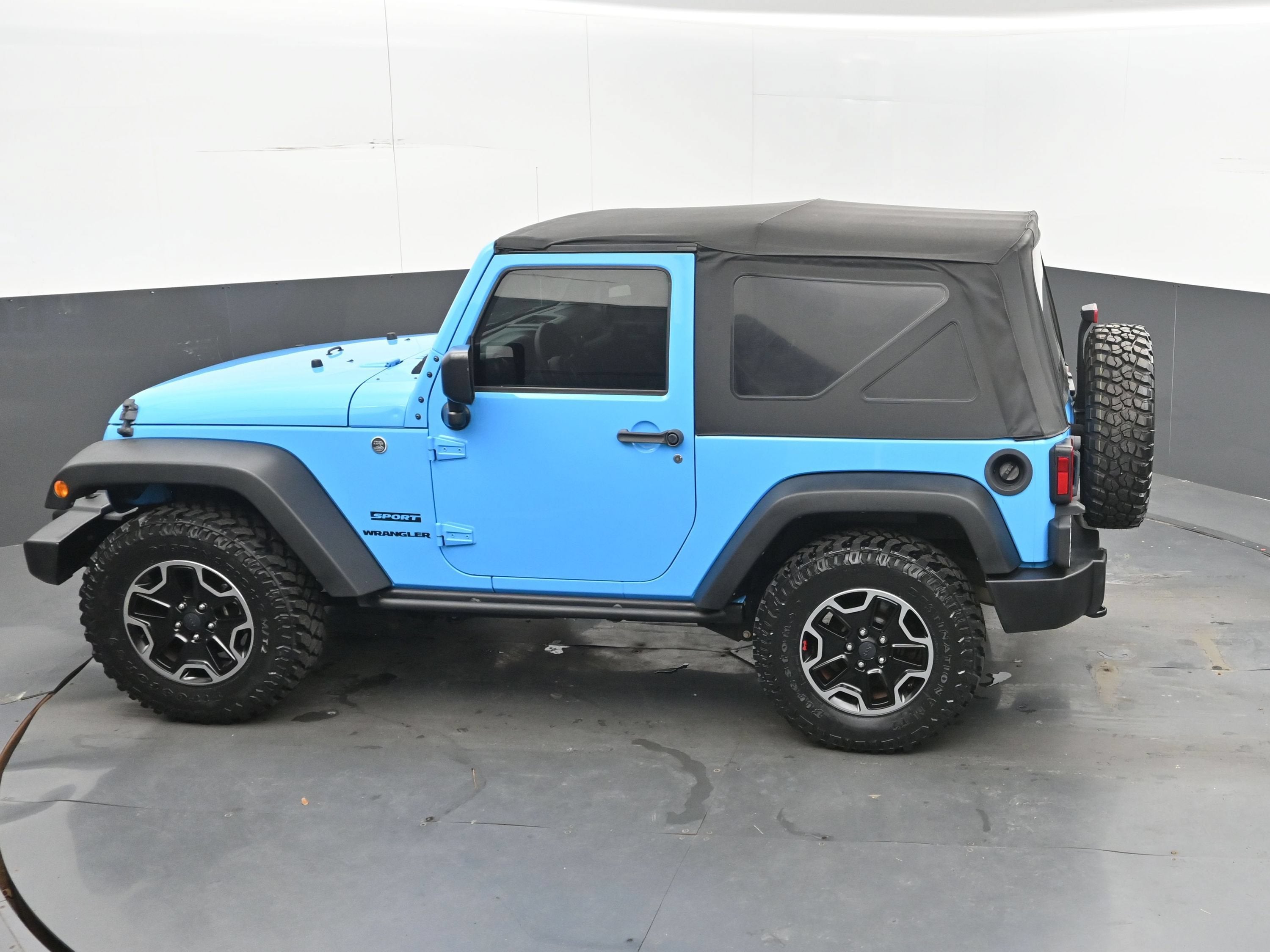 2017 Jeep Wrangler Sport