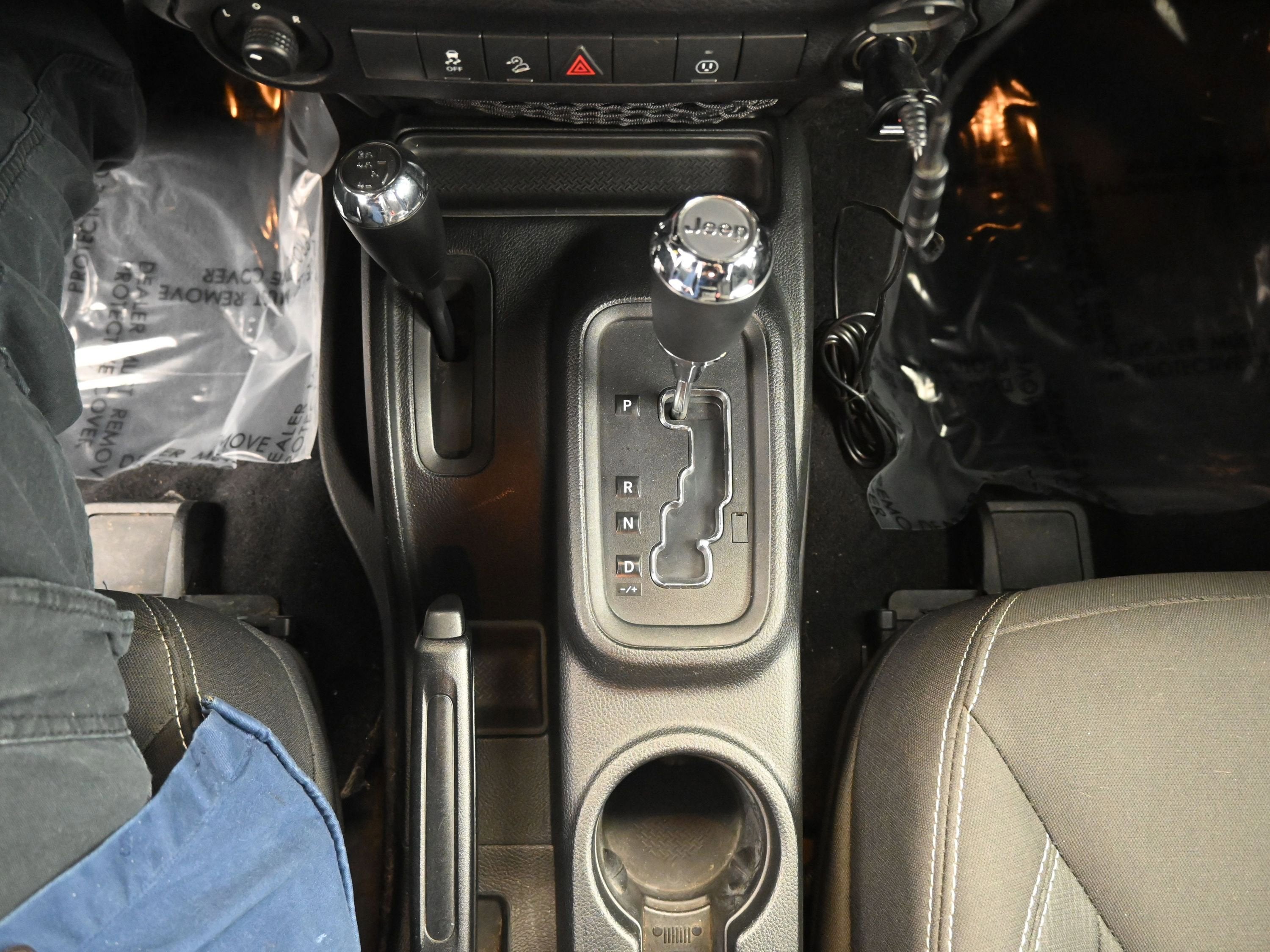 2018 Jeep Wrangler JK Sahara