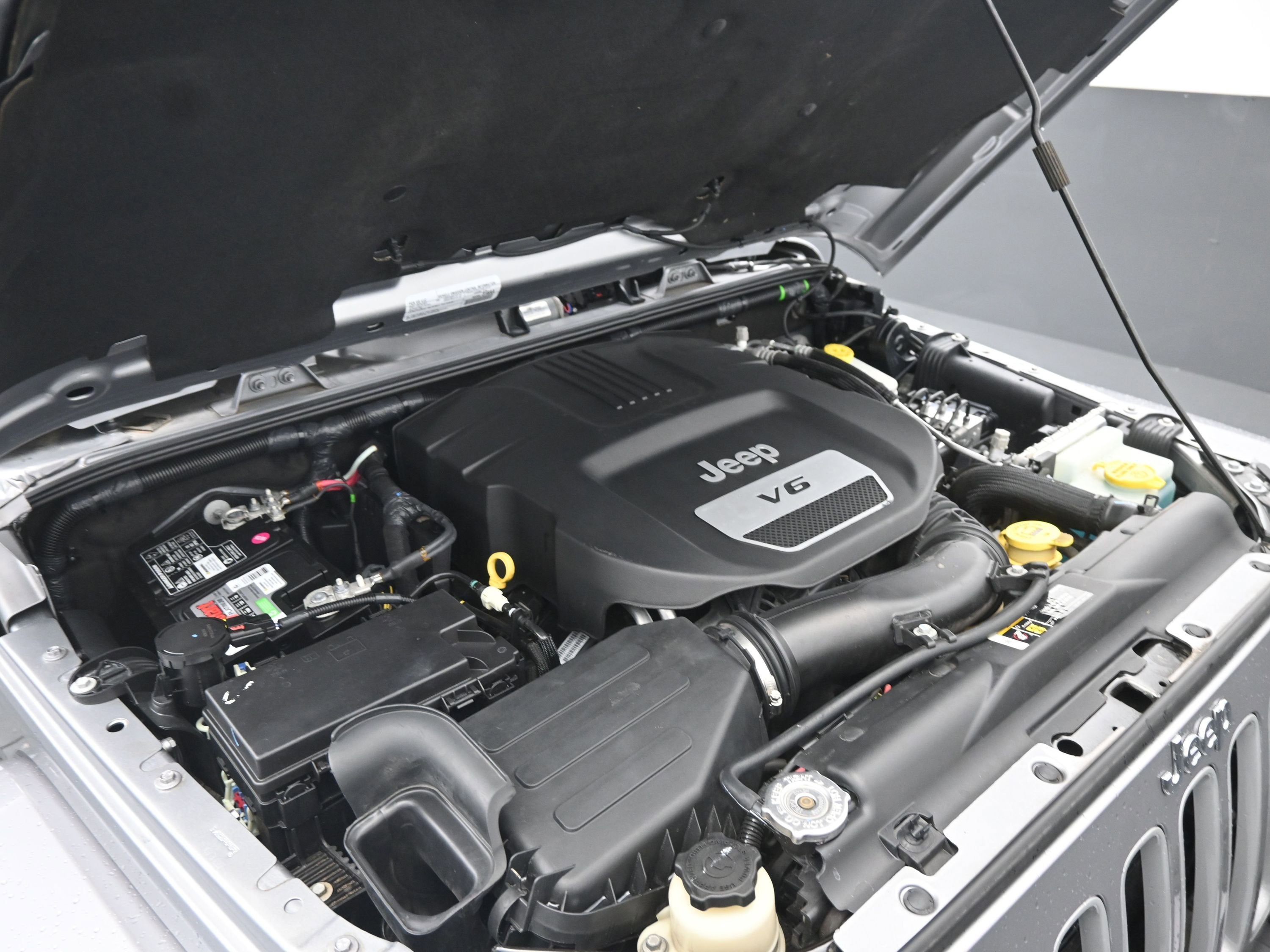 2018 Jeep Wrangler JK Sahara