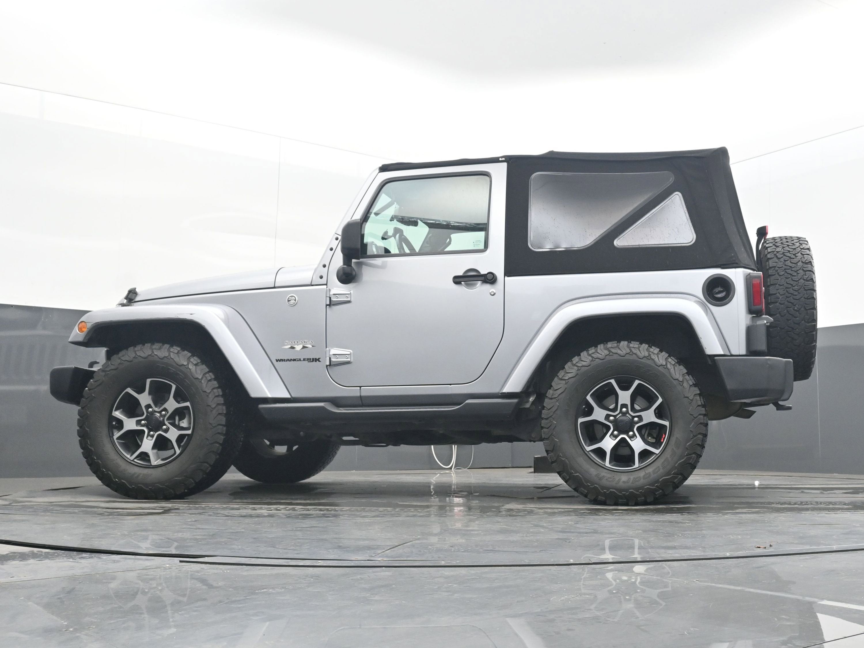 2018 Jeep Wrangler JK Sahara