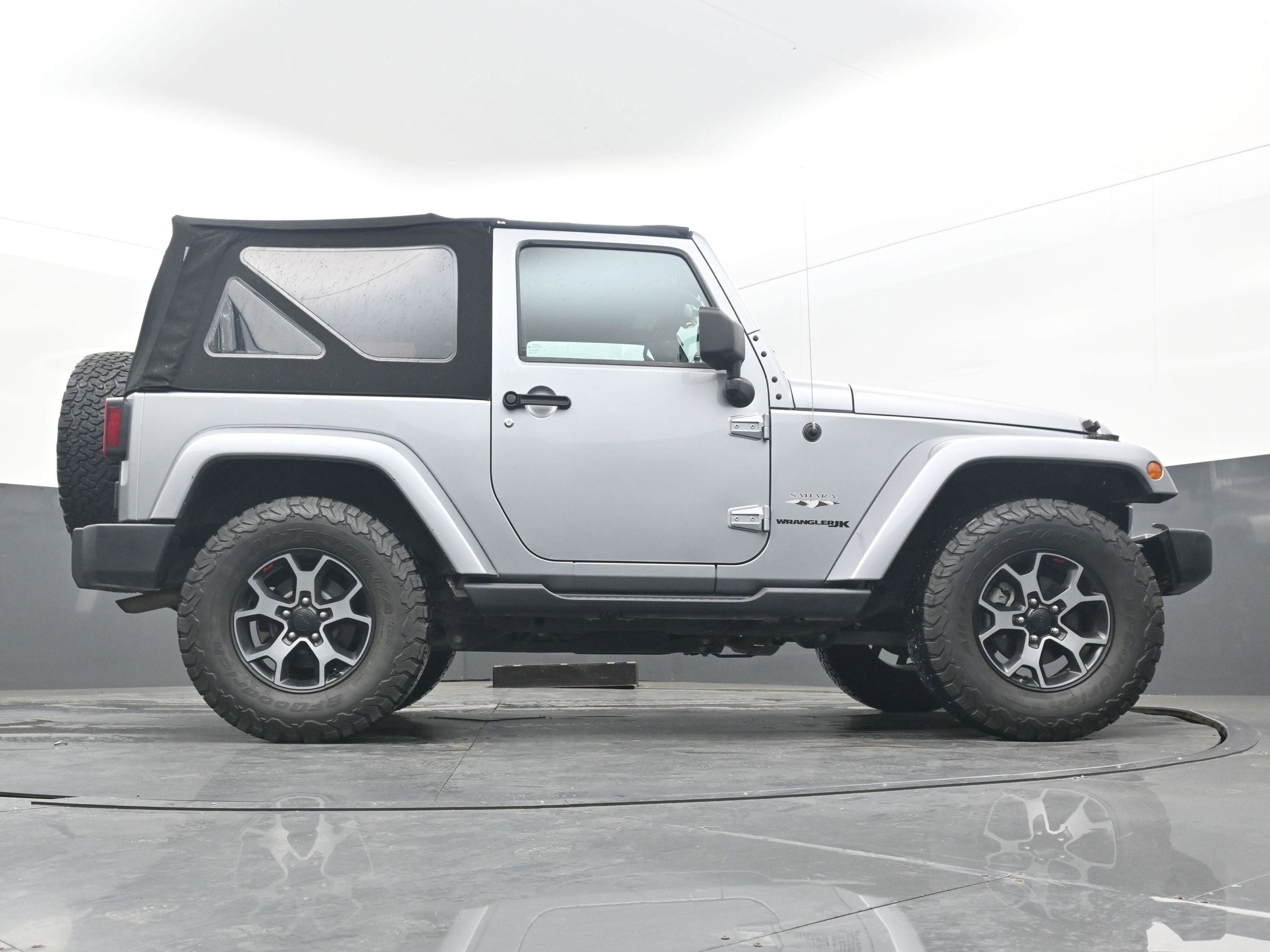 2018 Jeep Wrangler JK Sahara