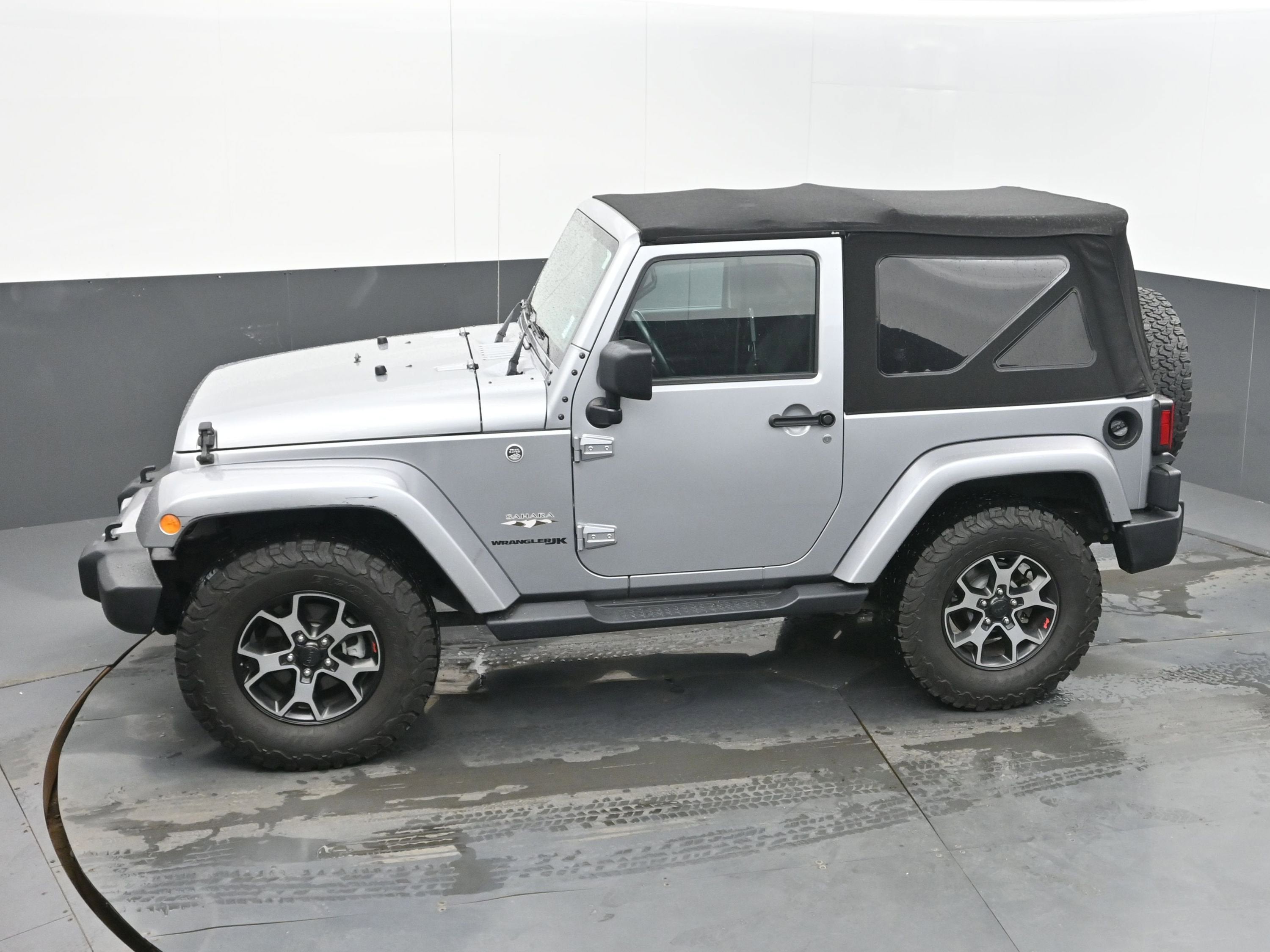 2018 Jeep Wrangler JK Sahara