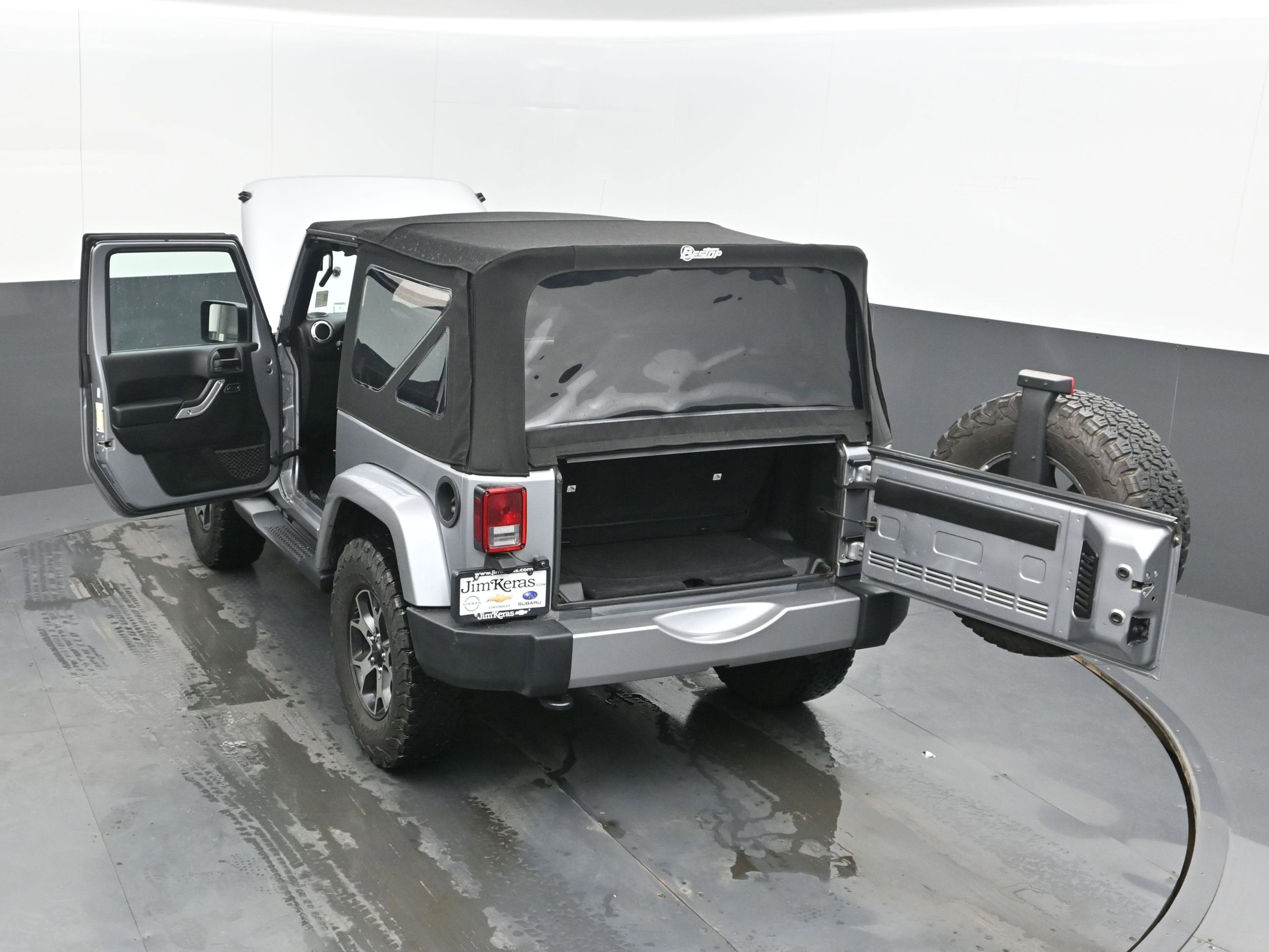 2018 Jeep Wrangler JK Sahara