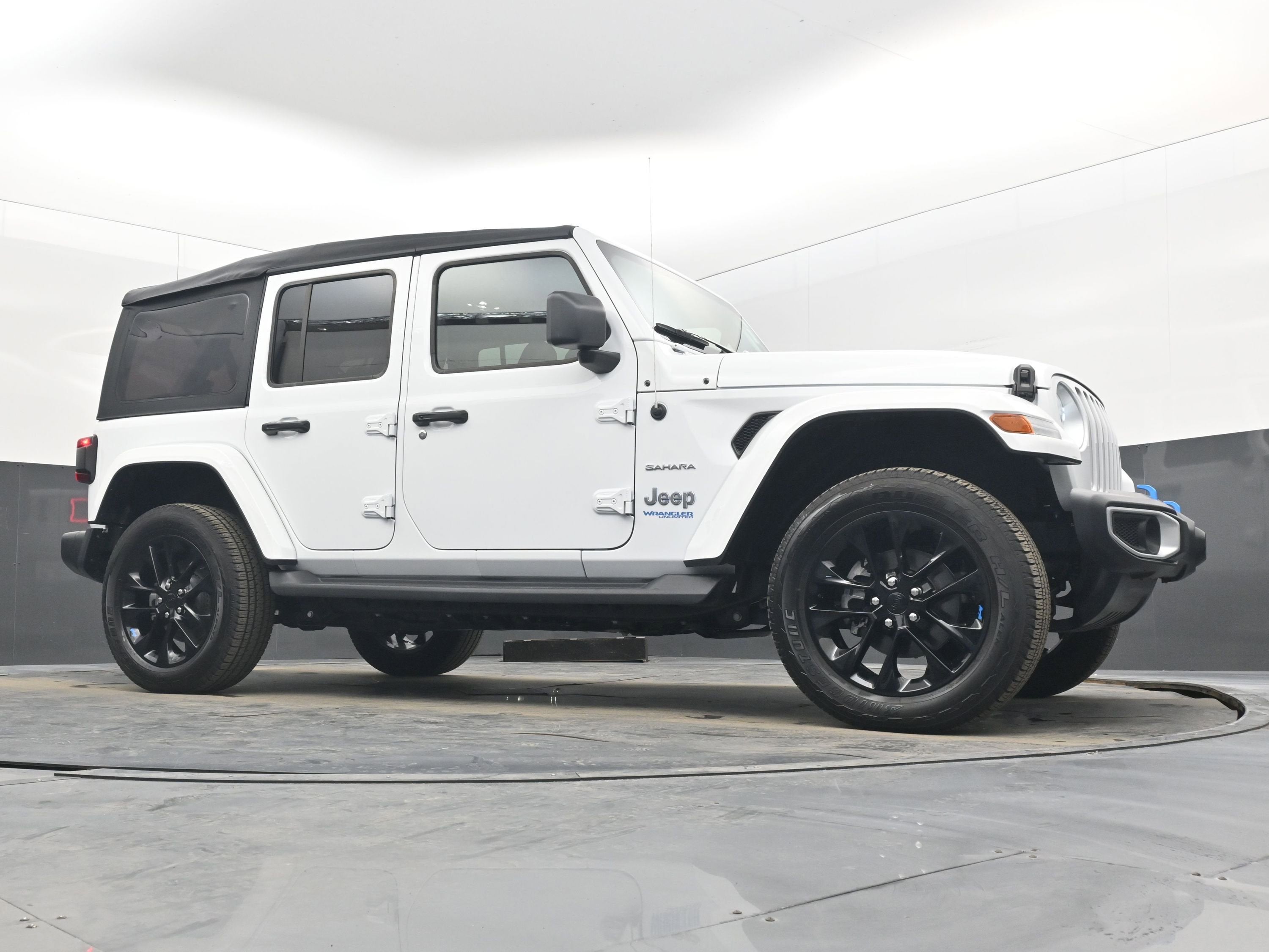 2022 Jeep Wrangler 4xe Unlimited Sahara