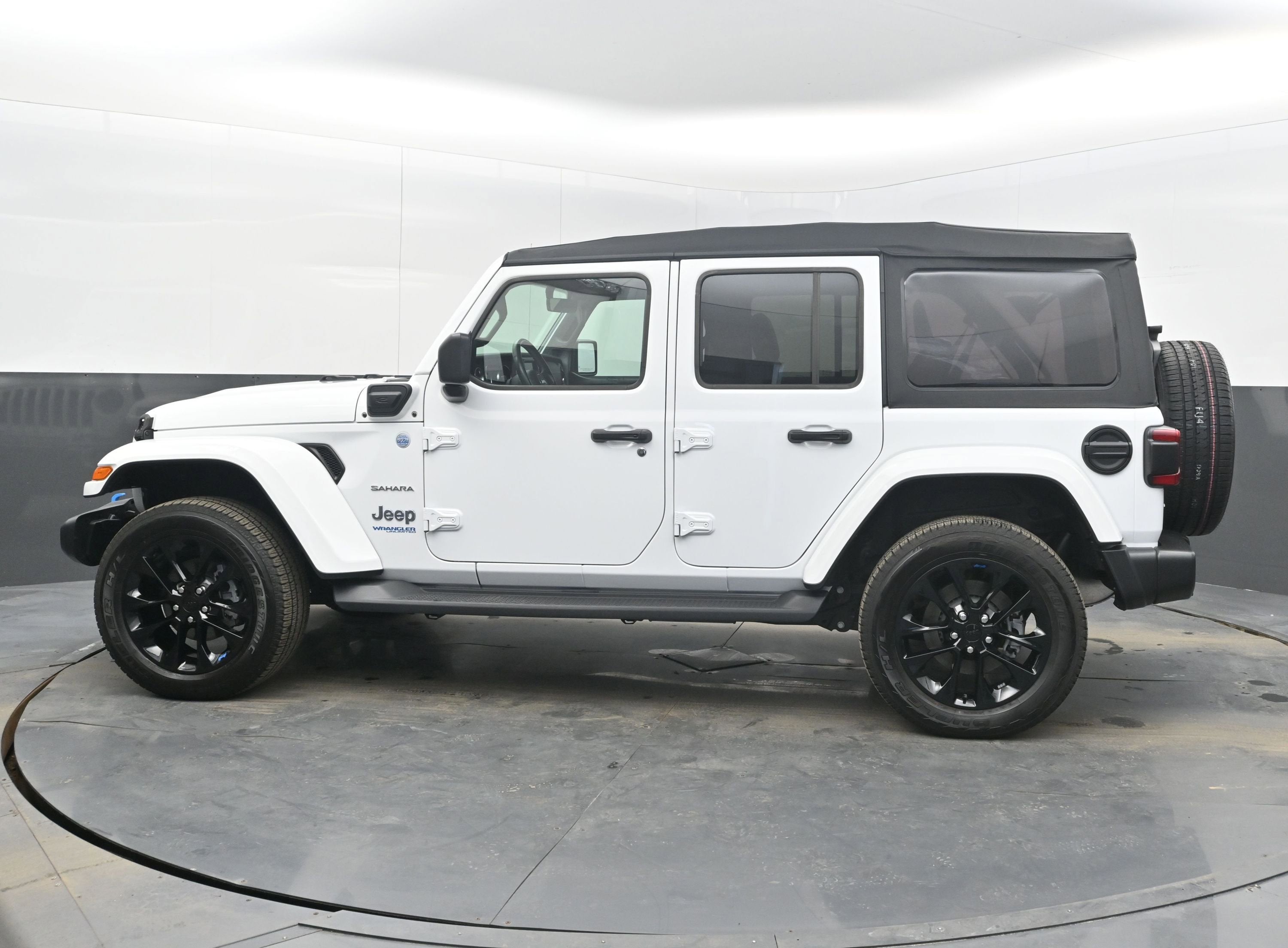 2022 Jeep Wrangler 4xe Unlimited Sahara