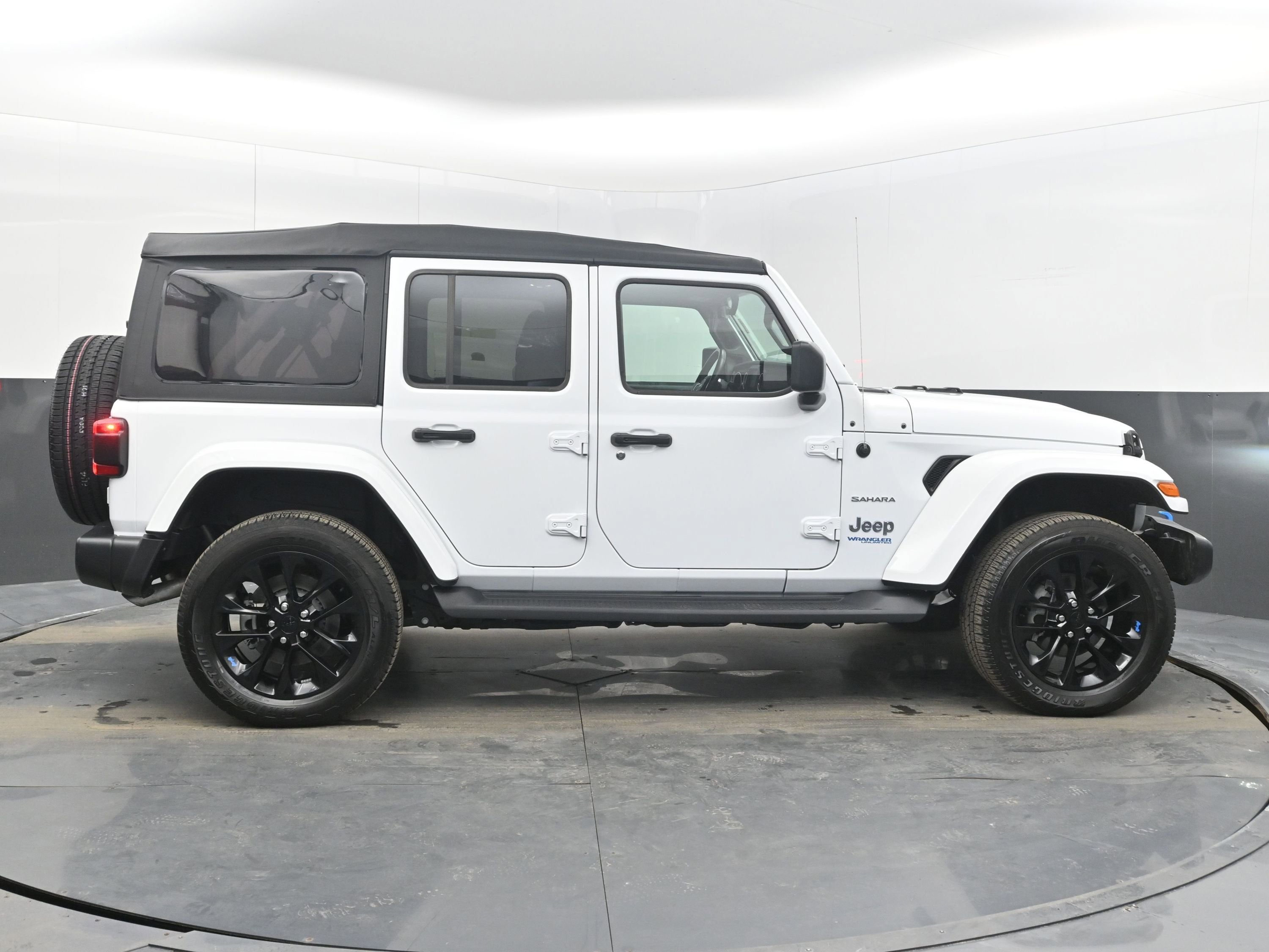 2022 Jeep Wrangler 4xe Unlimited Sahara