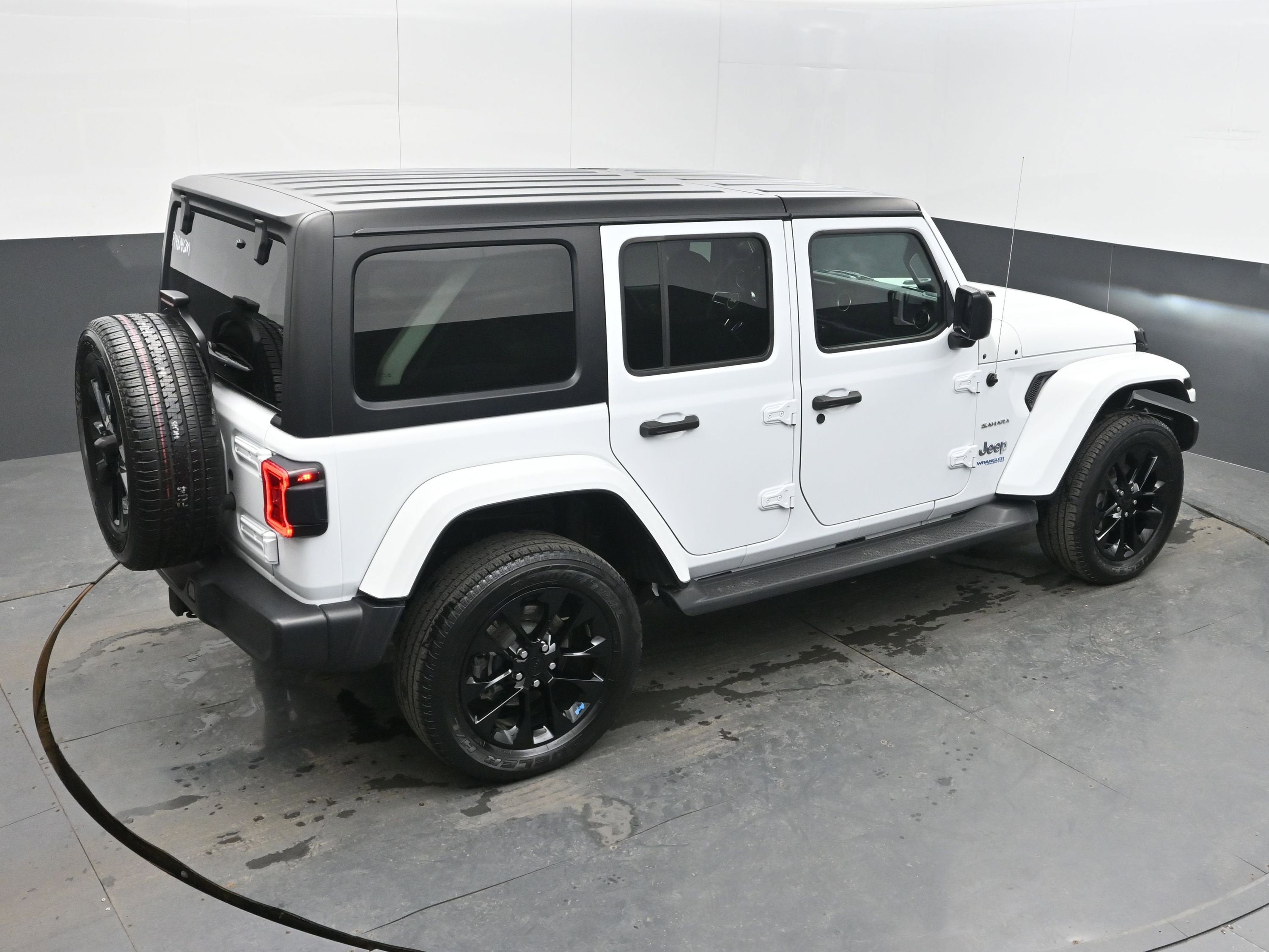 2022 Jeep Wrangler 4xe Unlimited Sahara