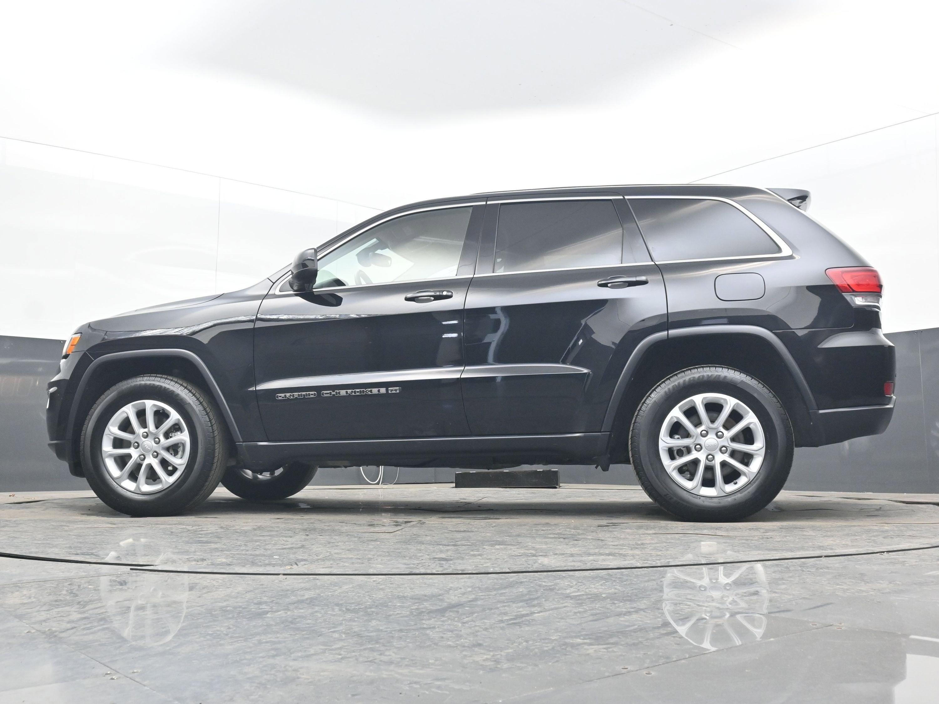 2022 Jeep Grand Cherokee WK Laredo E