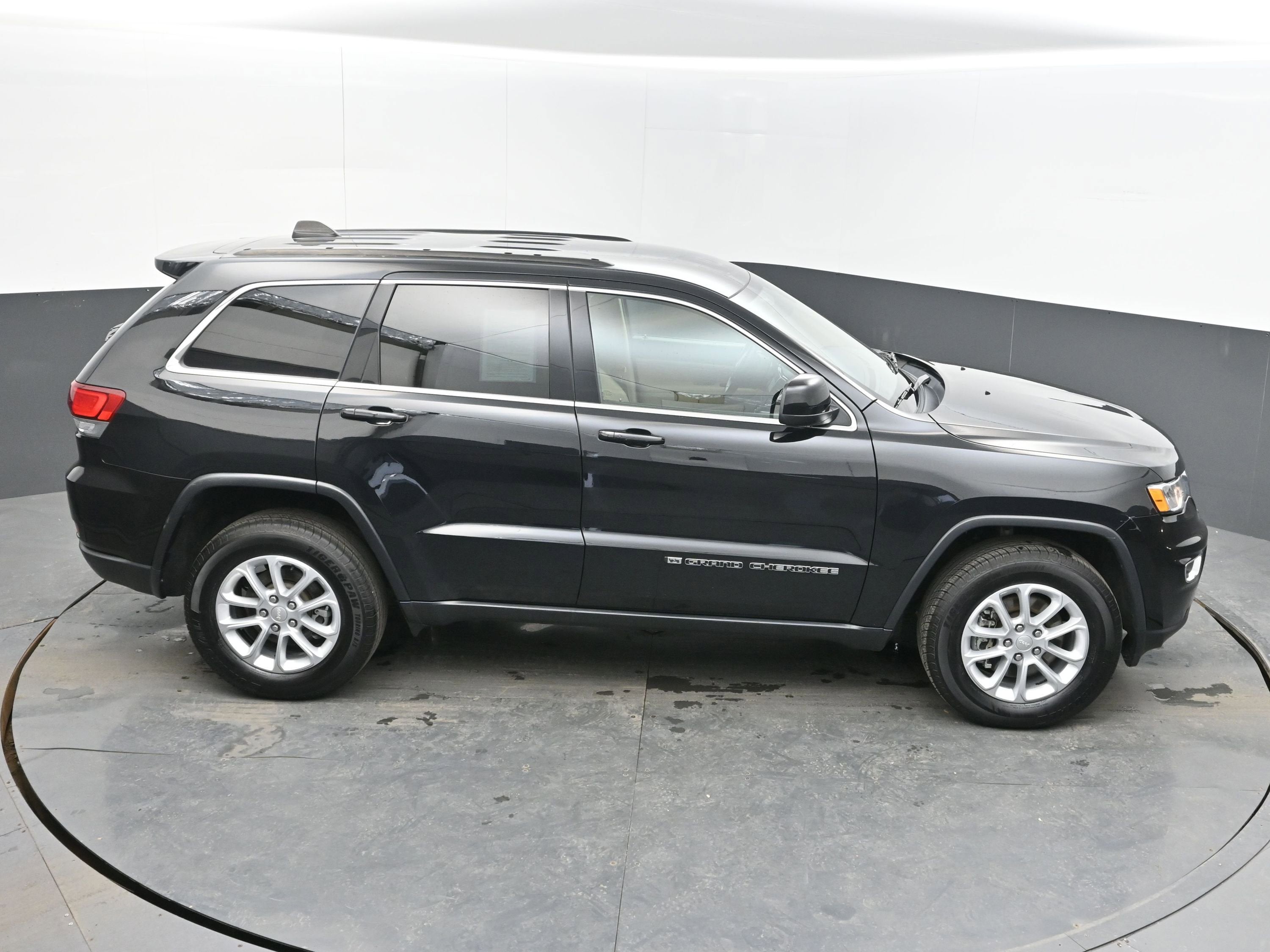 2022 Jeep Grand Cherokee WK Laredo E