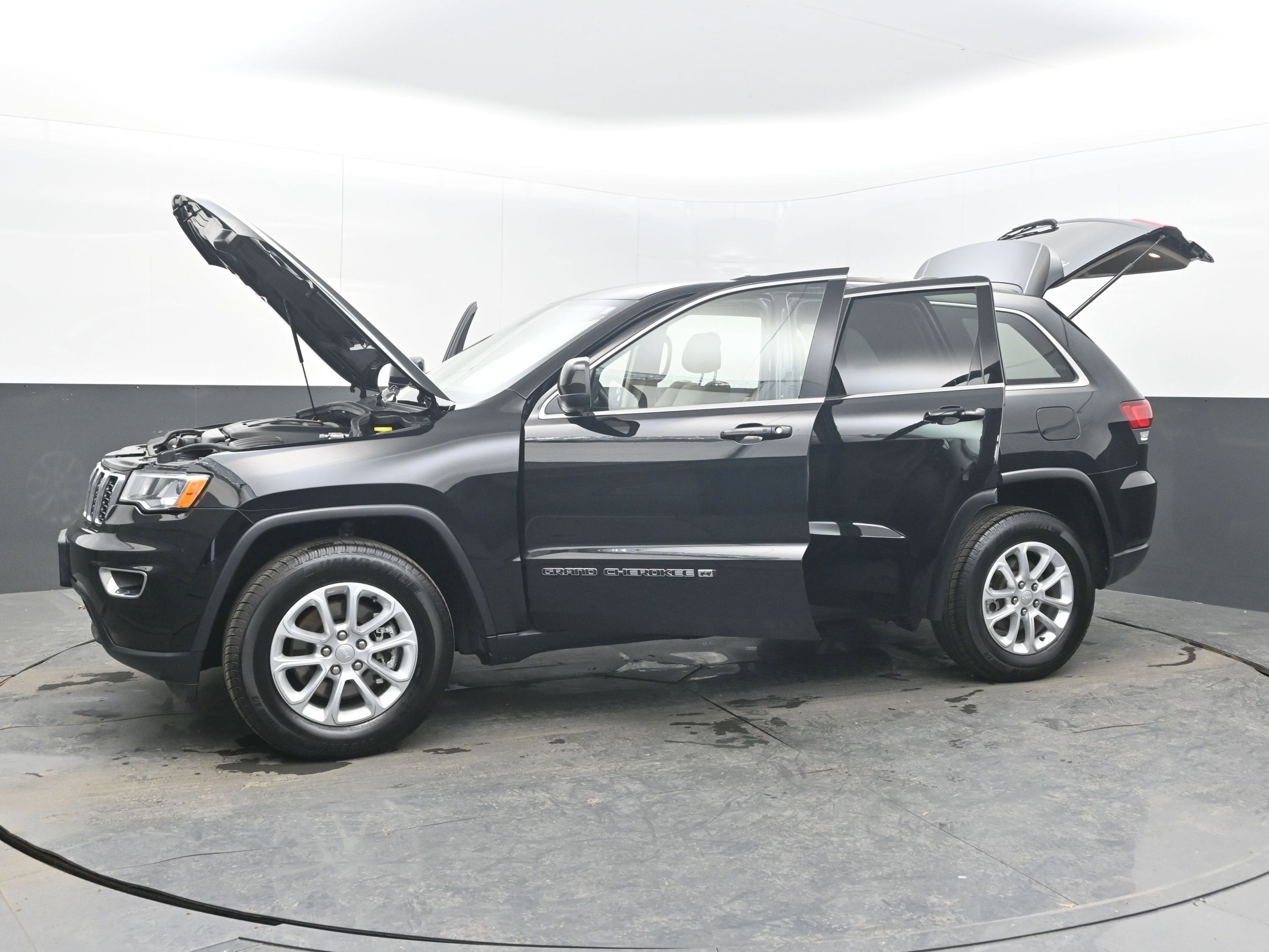 2022 Jeep Grand Cherokee WK Laredo E