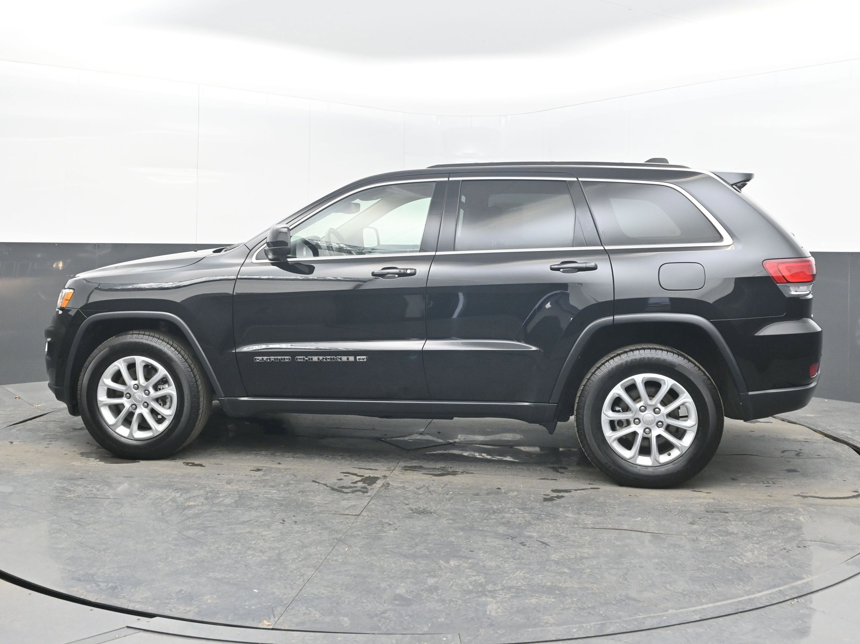 2022 Jeep Grand Cherokee WK Laredo E