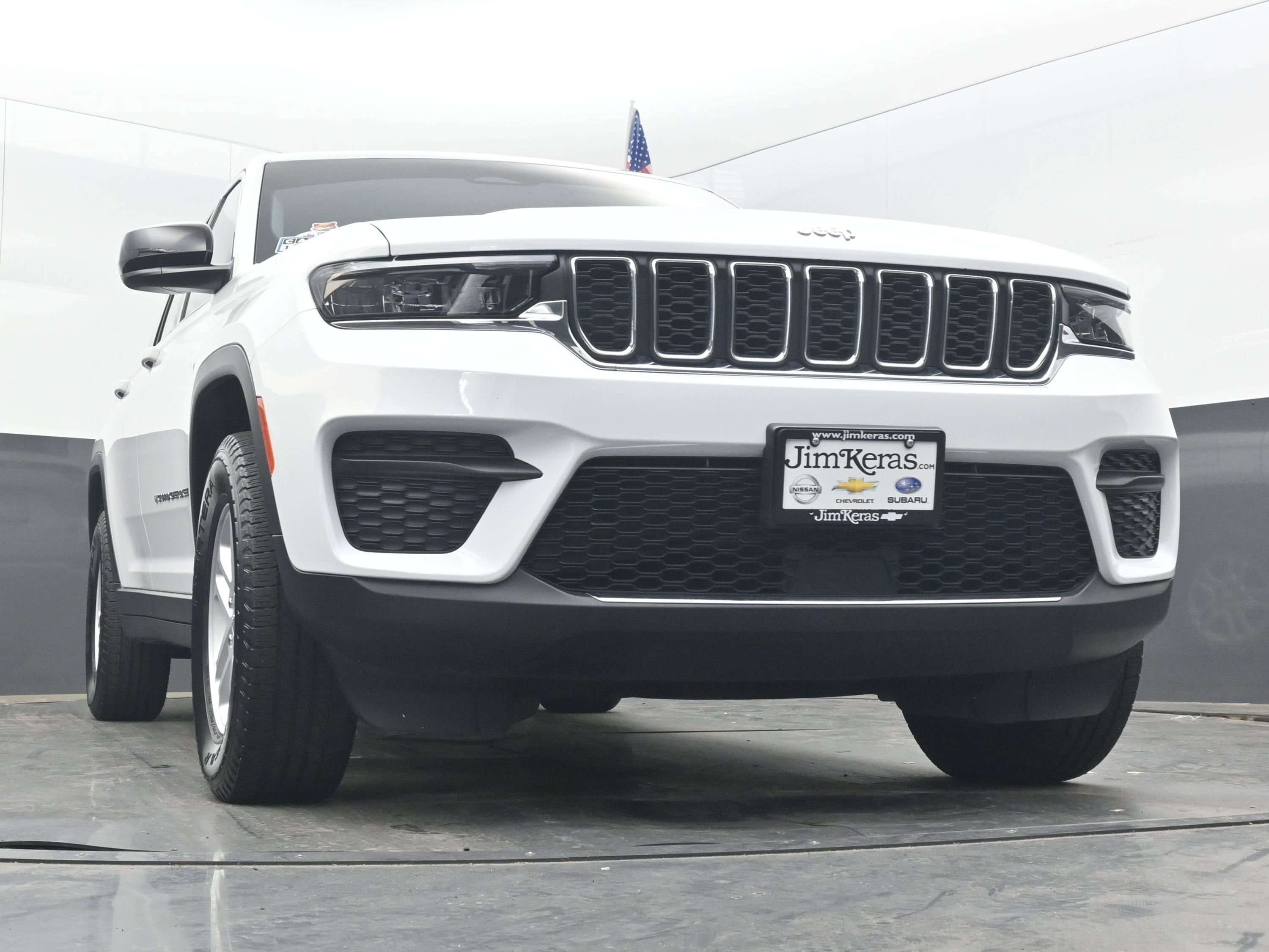2023 Jeep Grand Cherokee Laredo