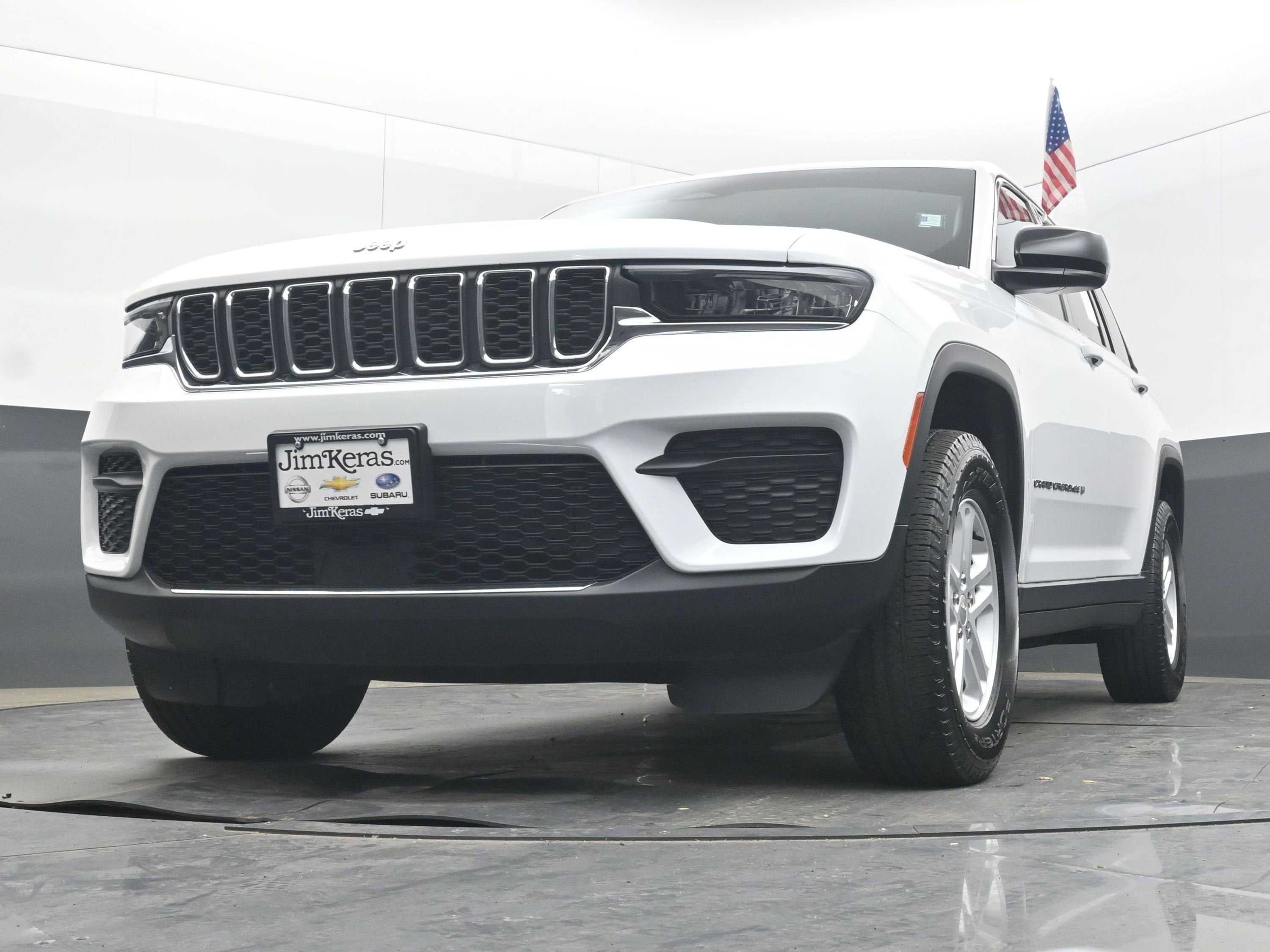 2023 Jeep Grand Cherokee Laredo