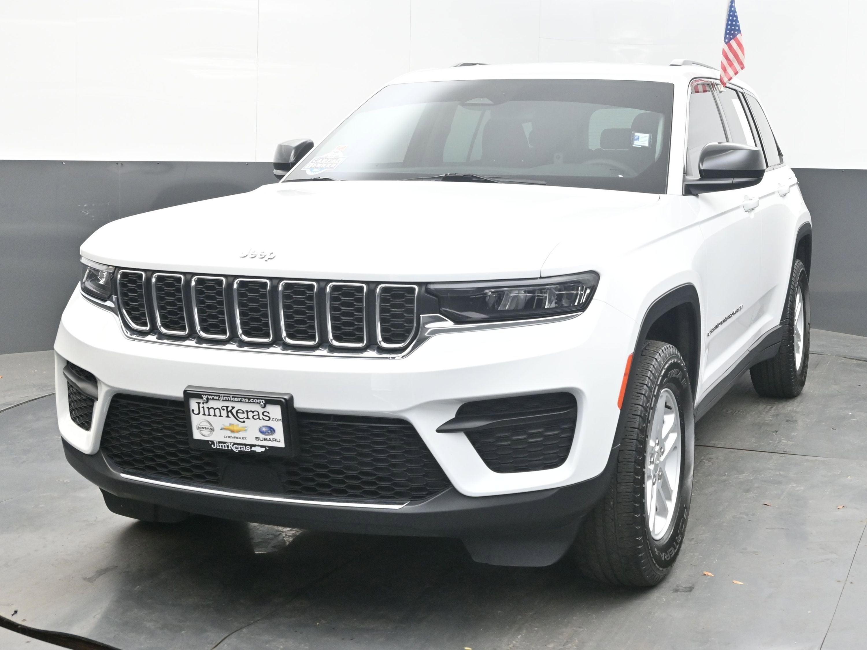 2023 Jeep Grand Cherokee Laredo