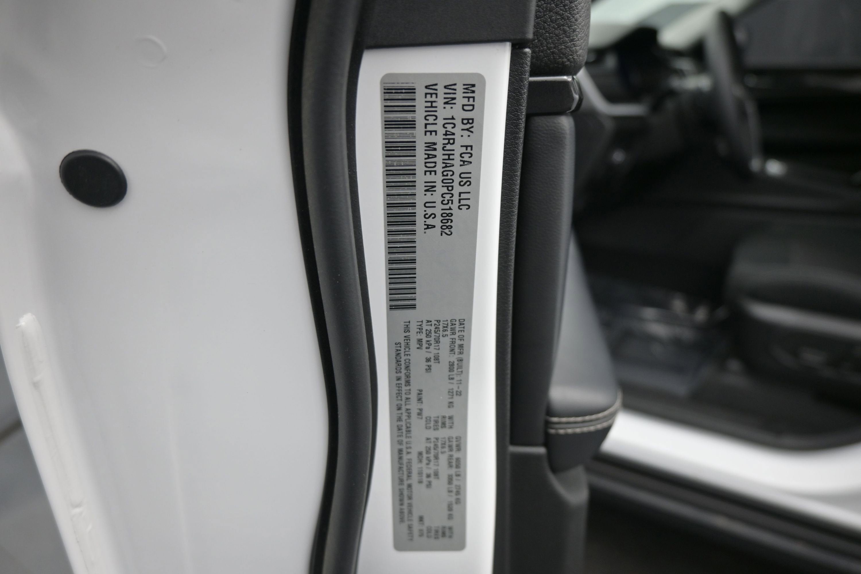 2023 Jeep Grand Cherokee Laredo