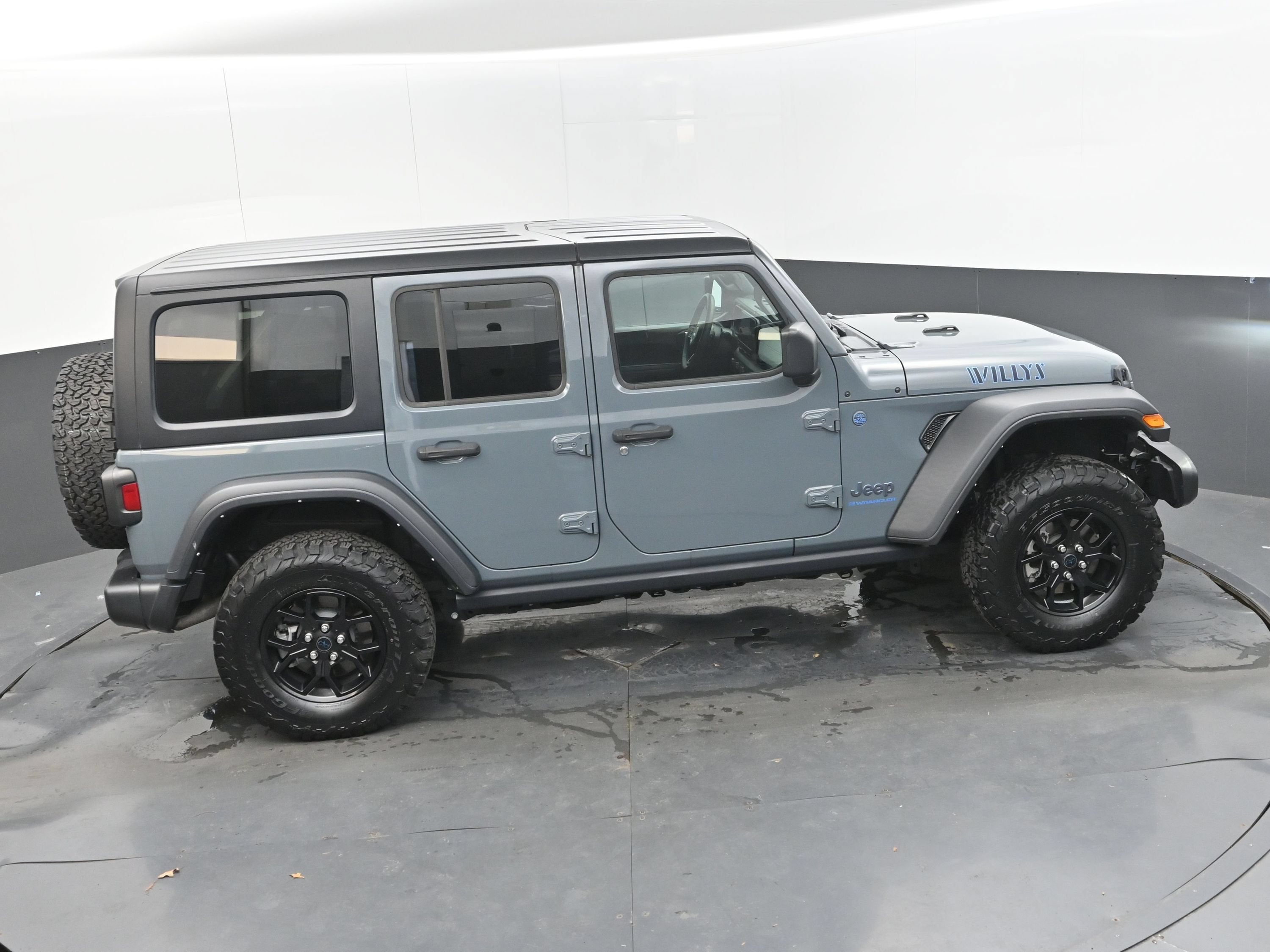 2024 Jeep Wrangler 4xe Willys