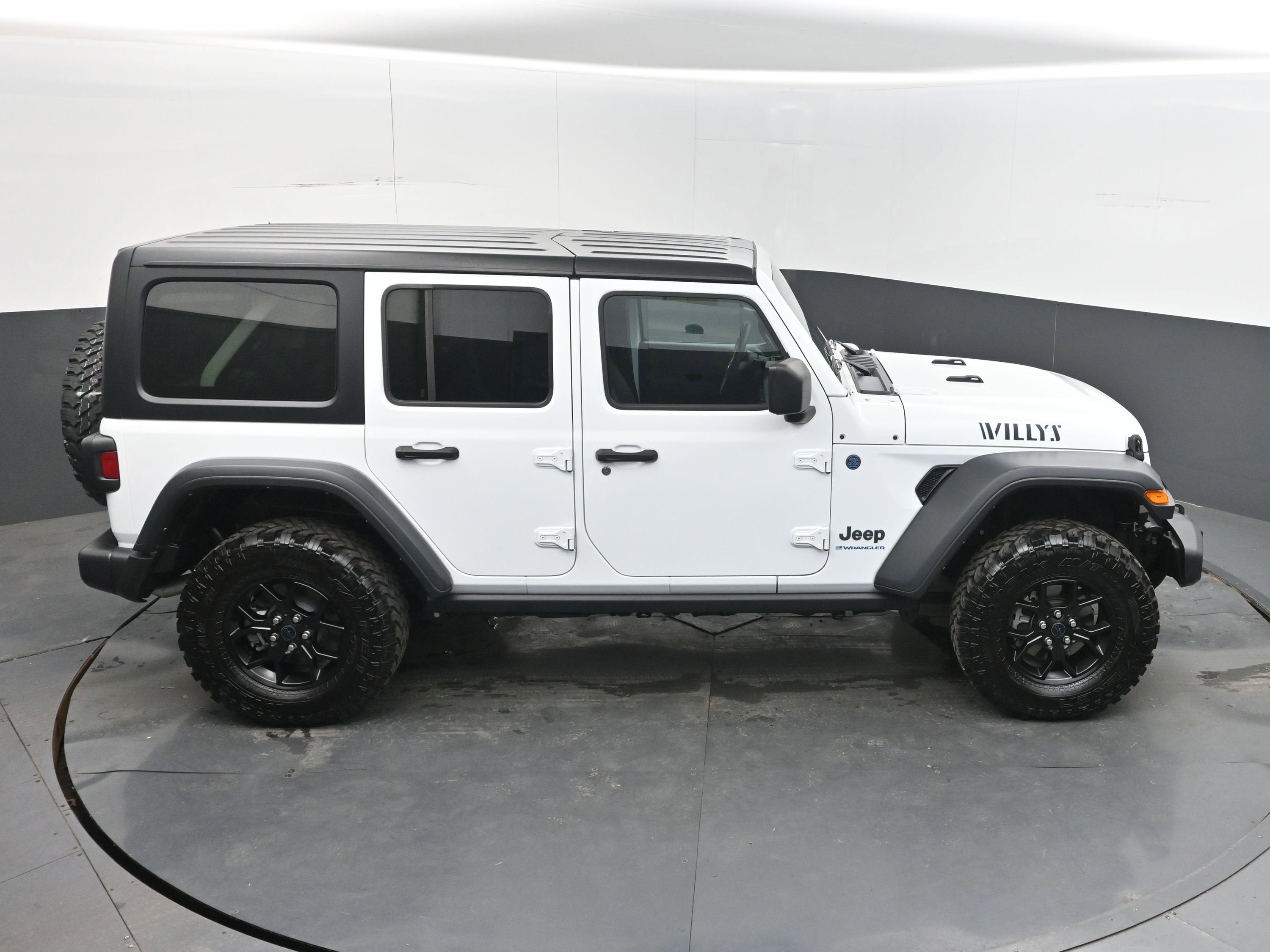 2024 Jeep Wrangler 4xe Willys