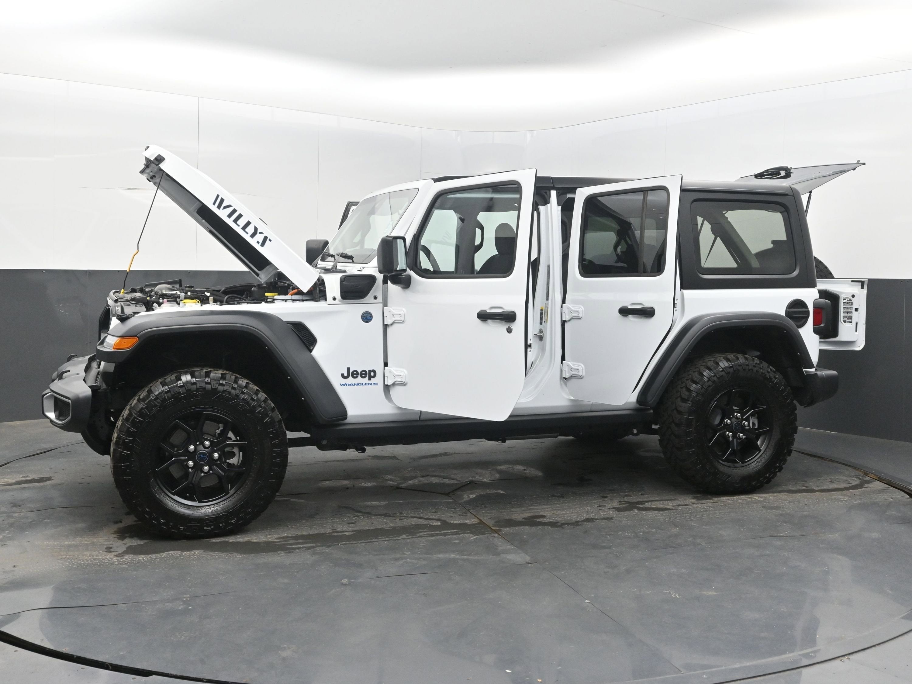 2024 Jeep Wrangler 4xe Willys