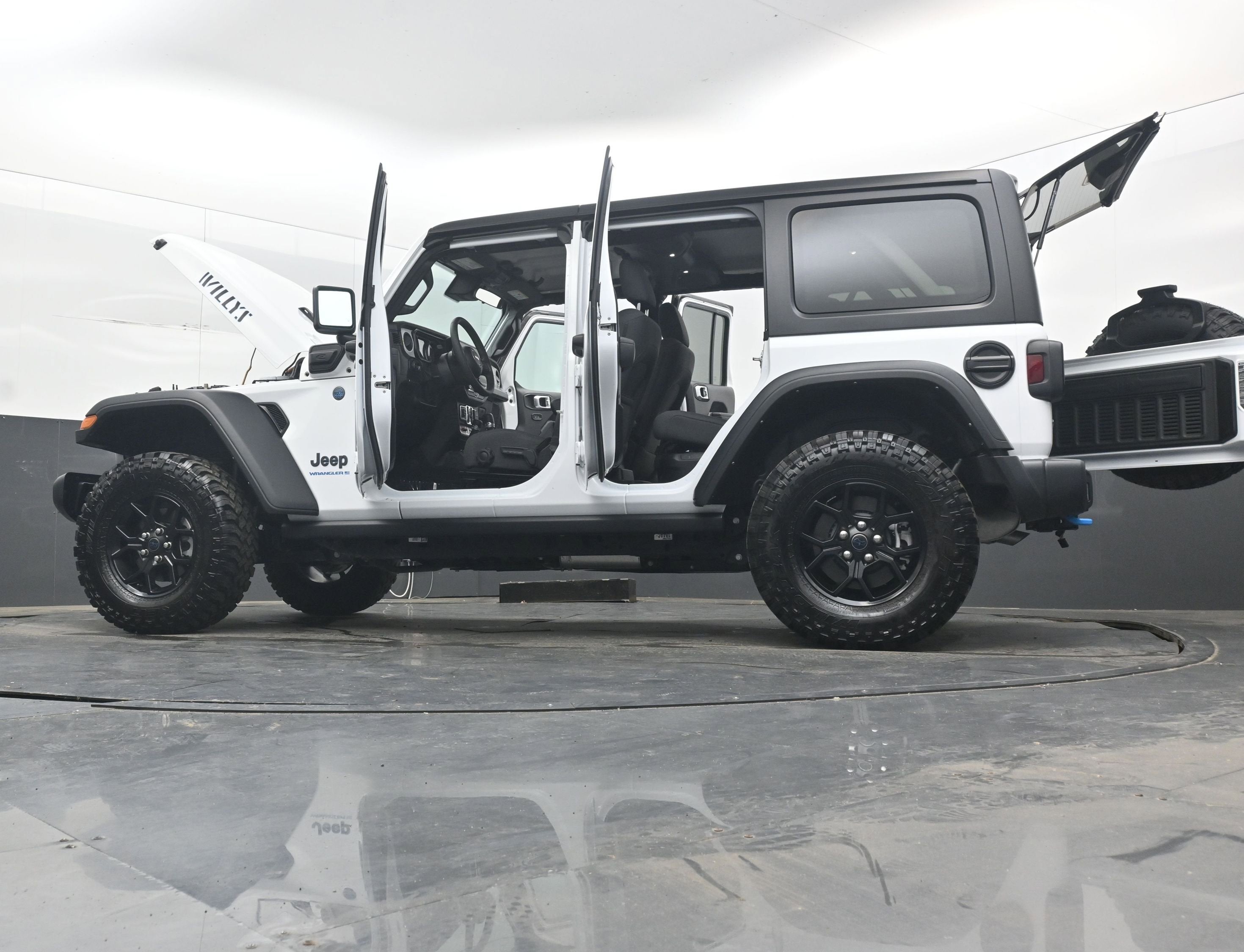 2024 Jeep Wrangler 4xe Willys