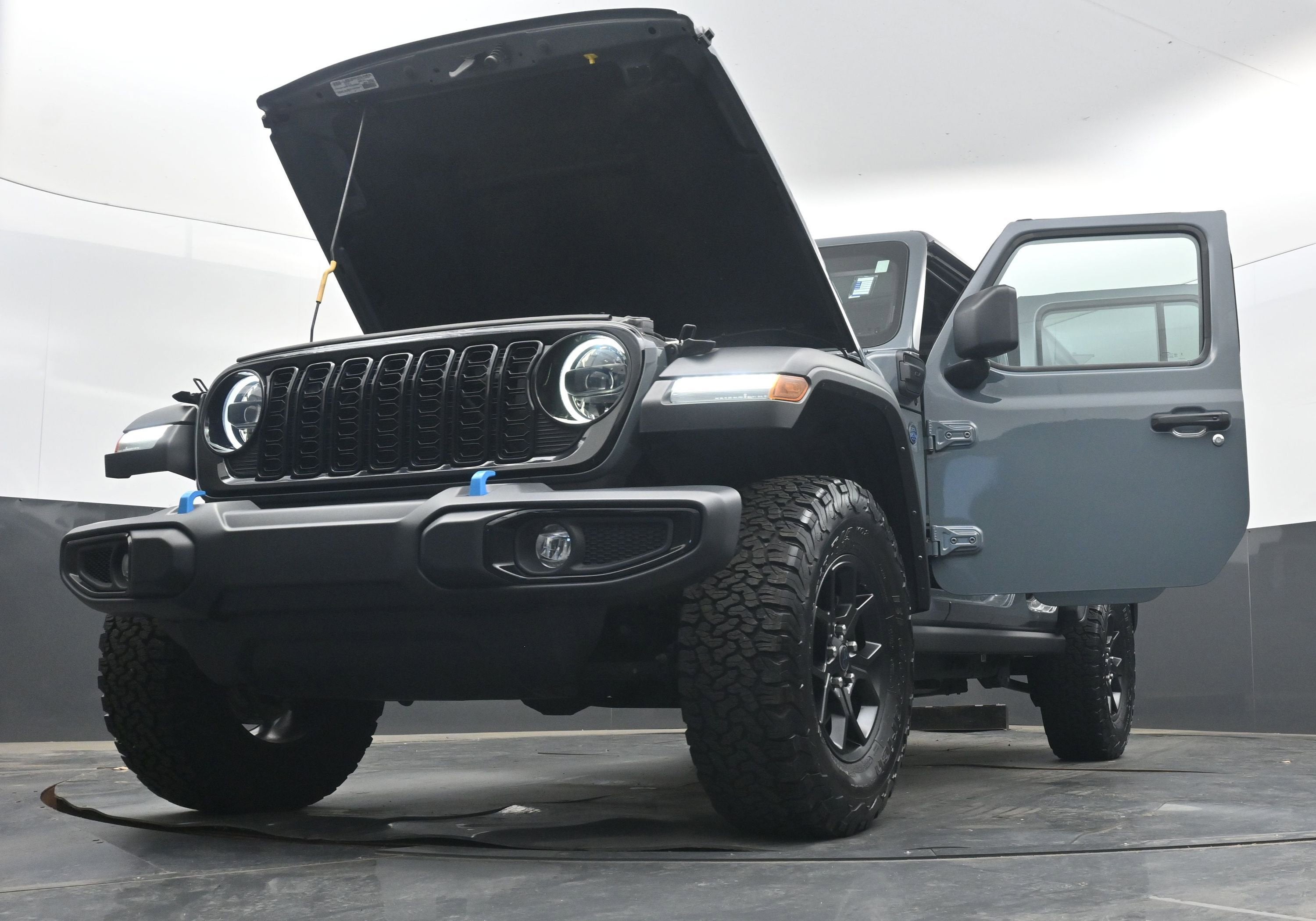 2024 Jeep Wrangler 4xe Willys