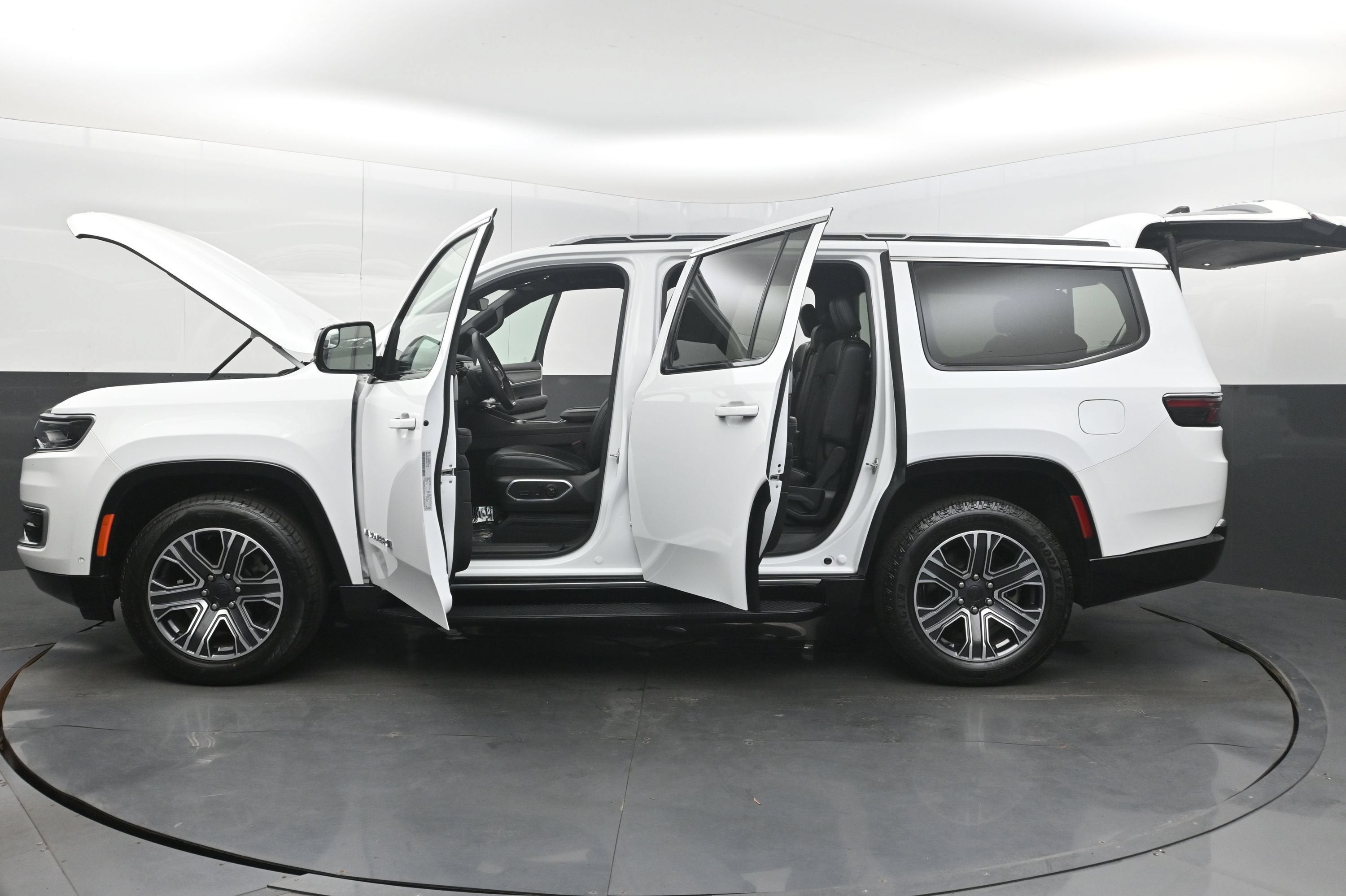 2024 Jeep Wagoneer Series II