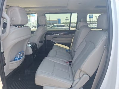 2024 Jeep Wagoneer Base