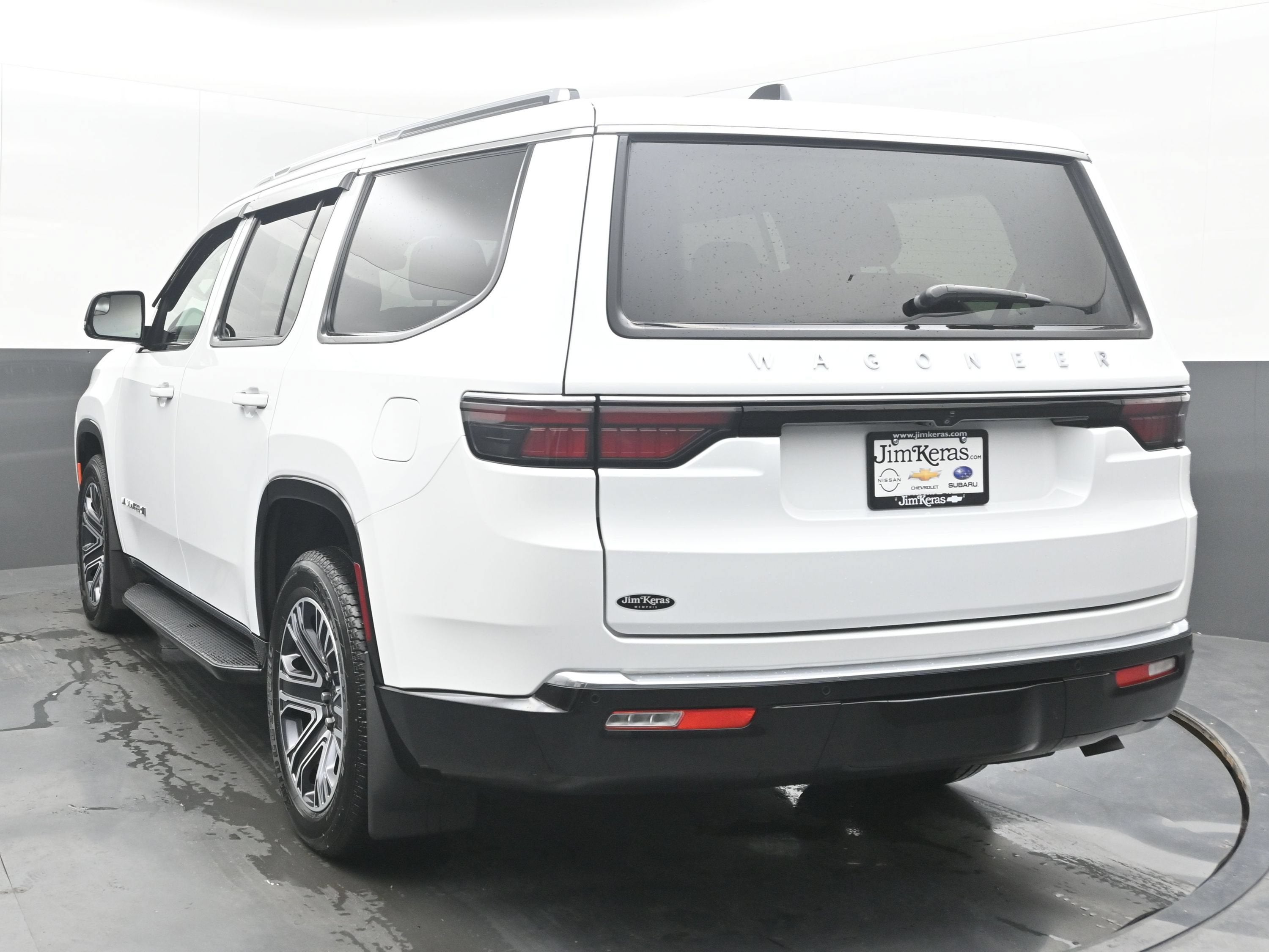 2024 Jeep Wagoneer Base