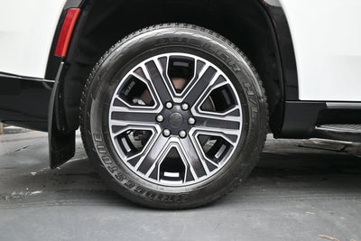2024 Jeep Wagoneer Base