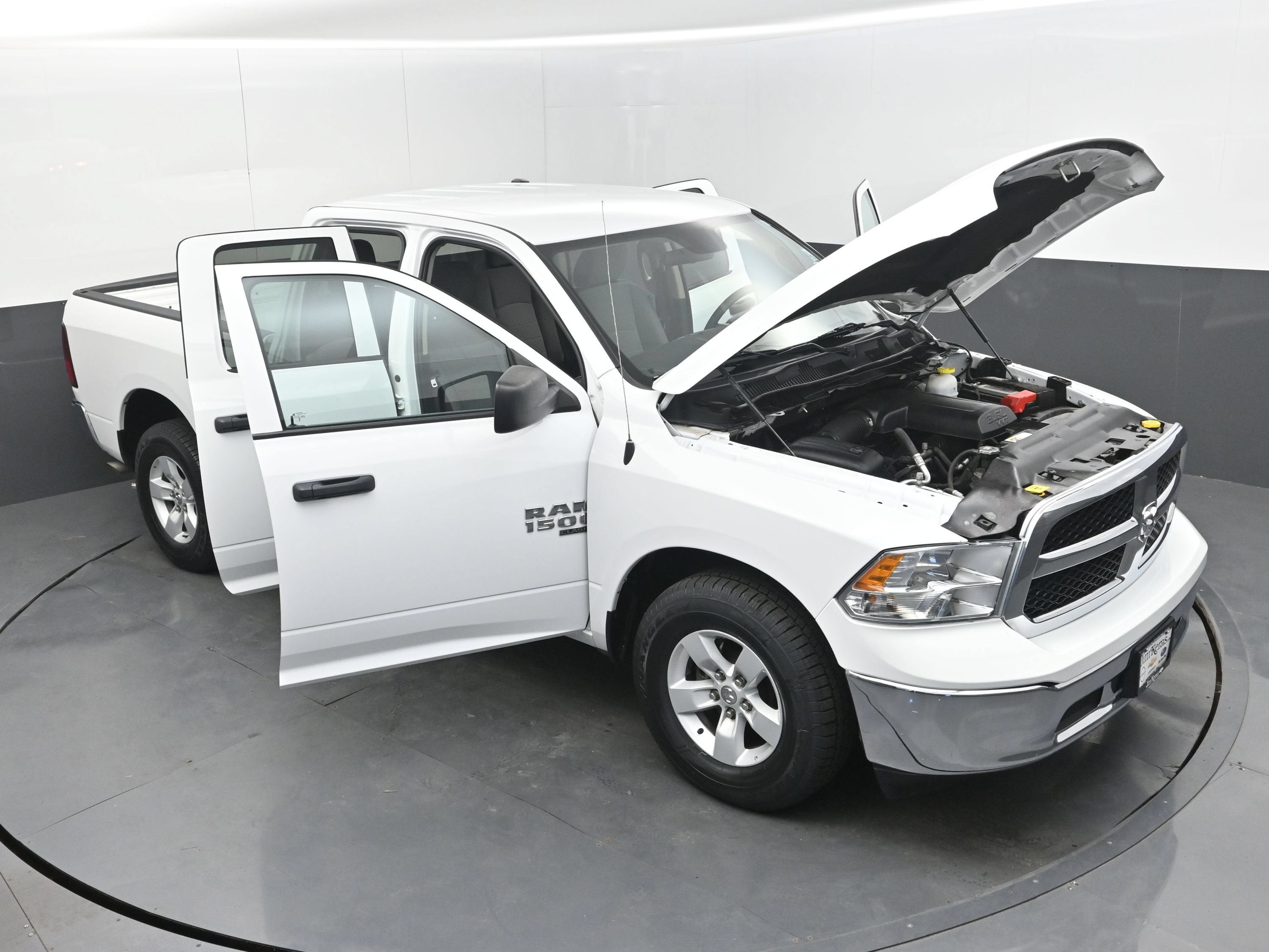 2024 RAM 1500 Classic SLT