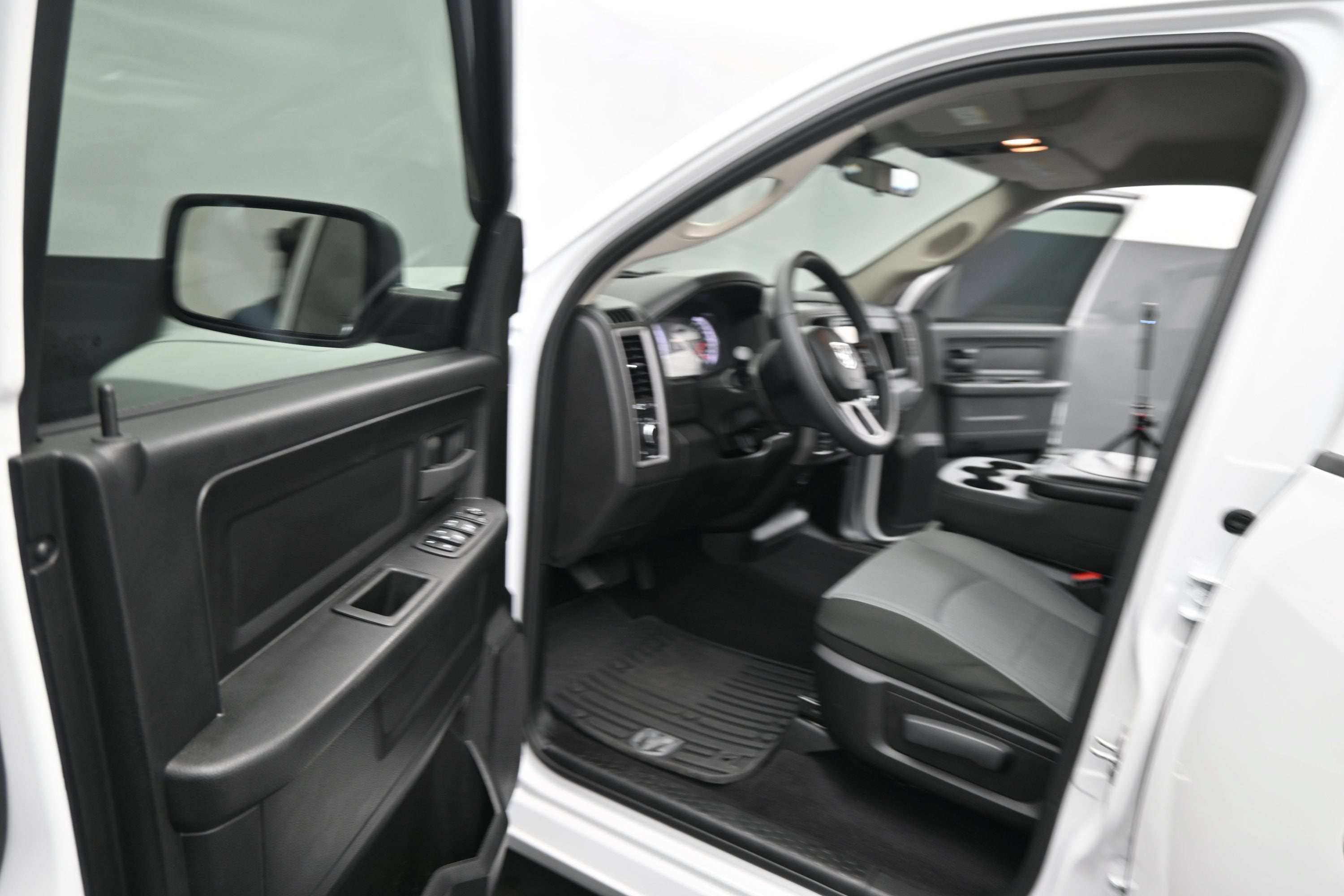 2024 RAM 1500 Classic Tradesman